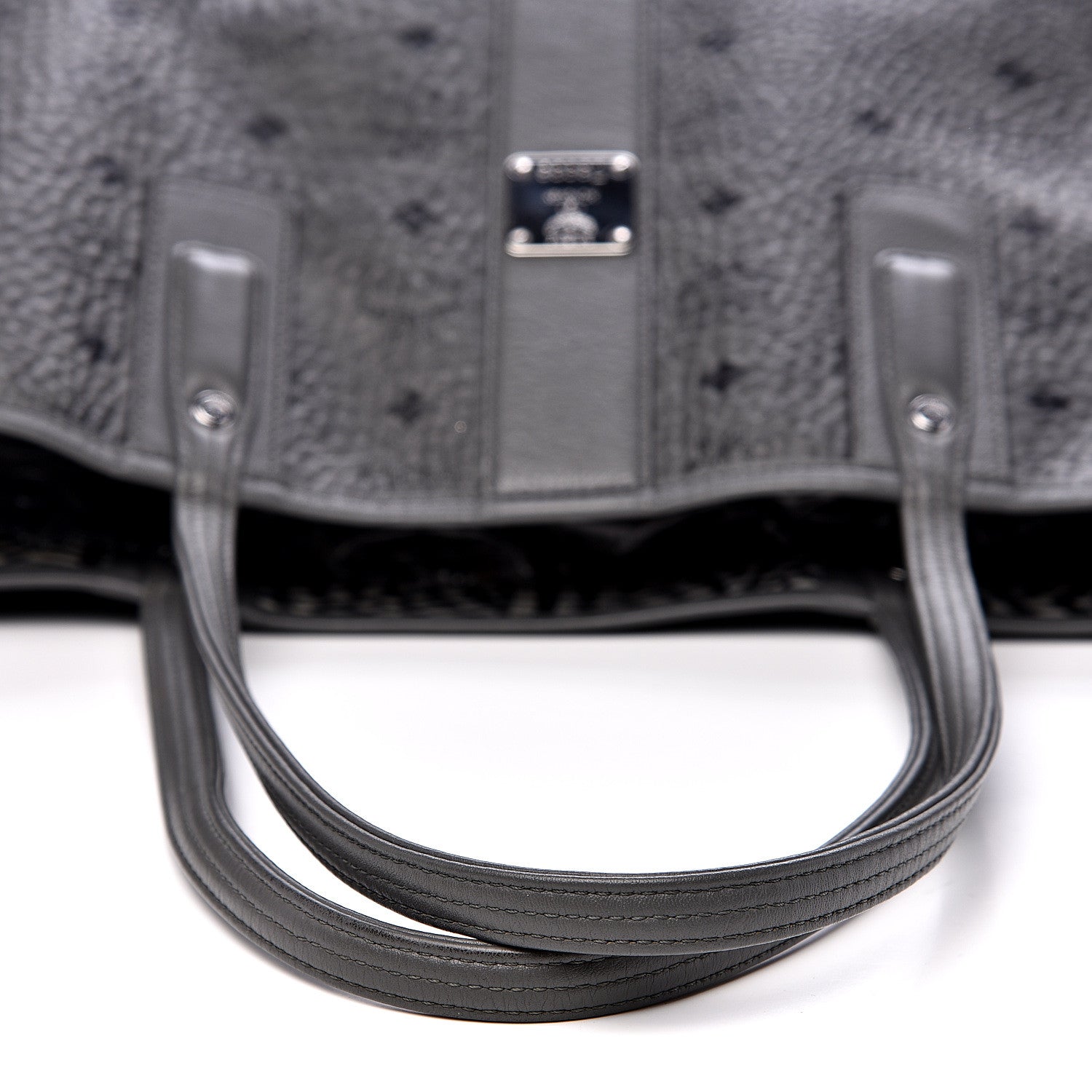 MCM Visetos Medium Liz Reversible Shopper Tote Phantom Grey 14 of 19