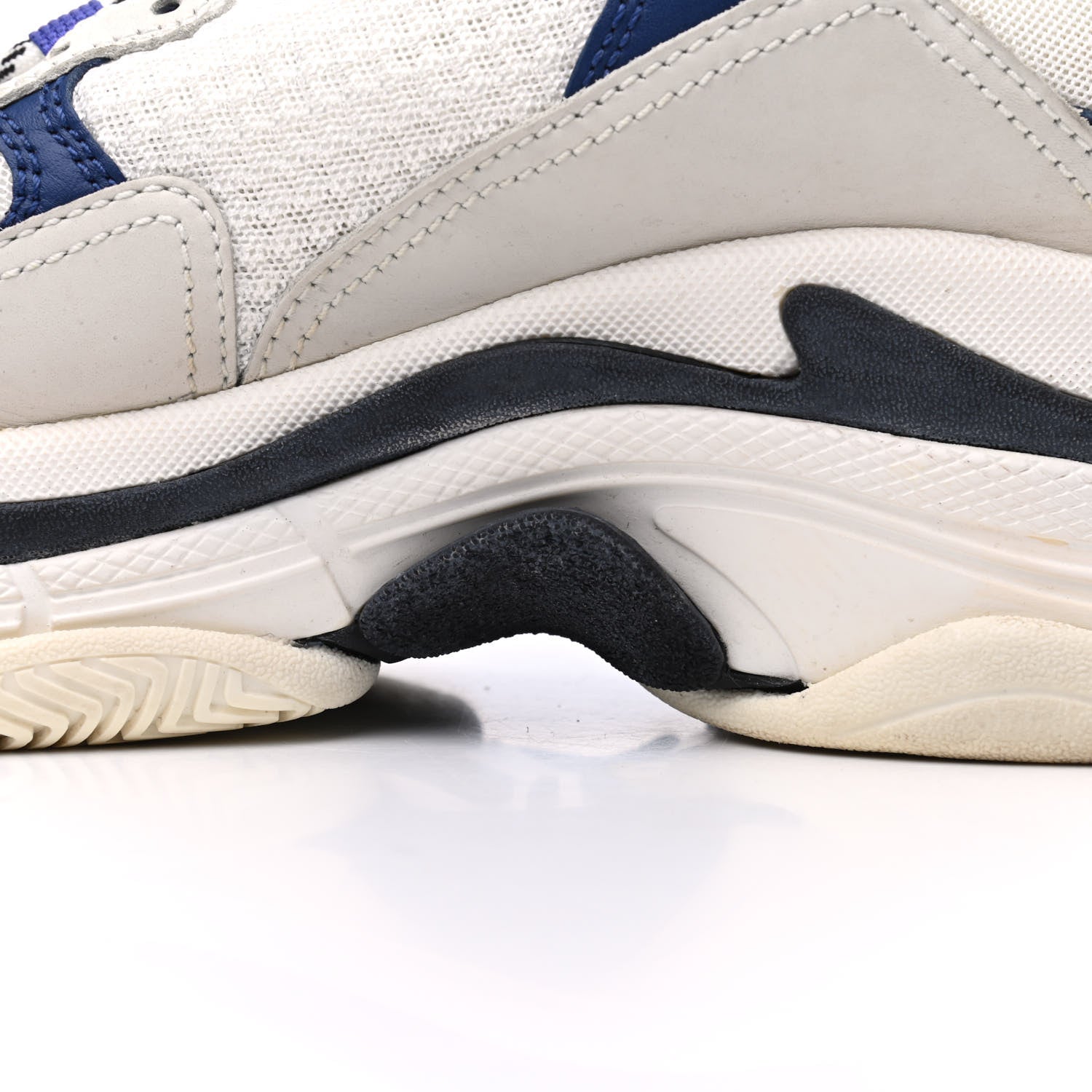 Balenciaga Mesh Nubuck Womens Triple S Sneakers 38 White Bleu Violet 21 of 24