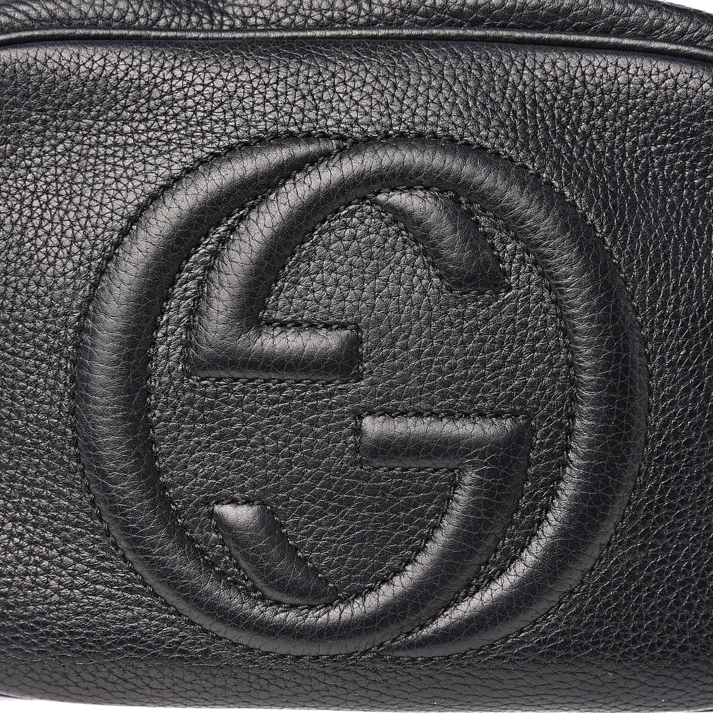 Pebbled Calfskin Small Soho Disco Bag Black