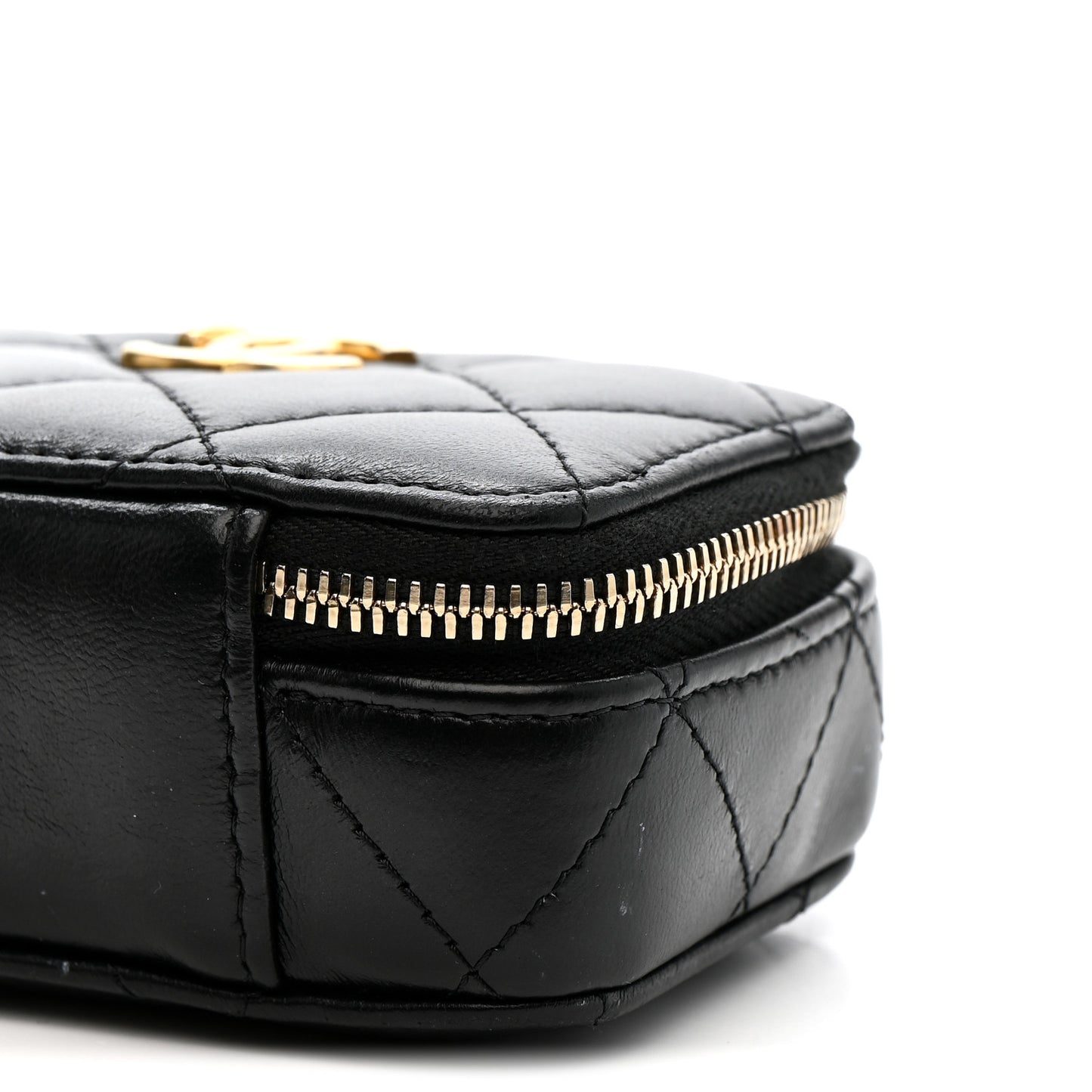 Lambskin Quilted Mini Lacquered Chain Clutch Black