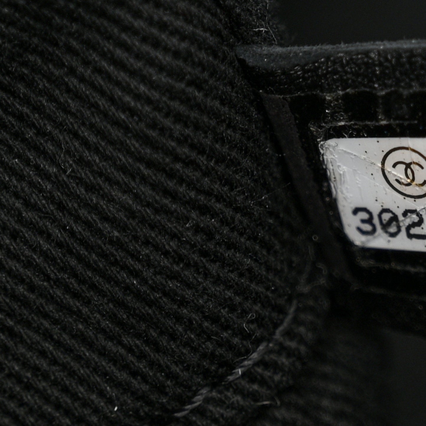 Mixed Fibers Calfskin Medium Deauville Black