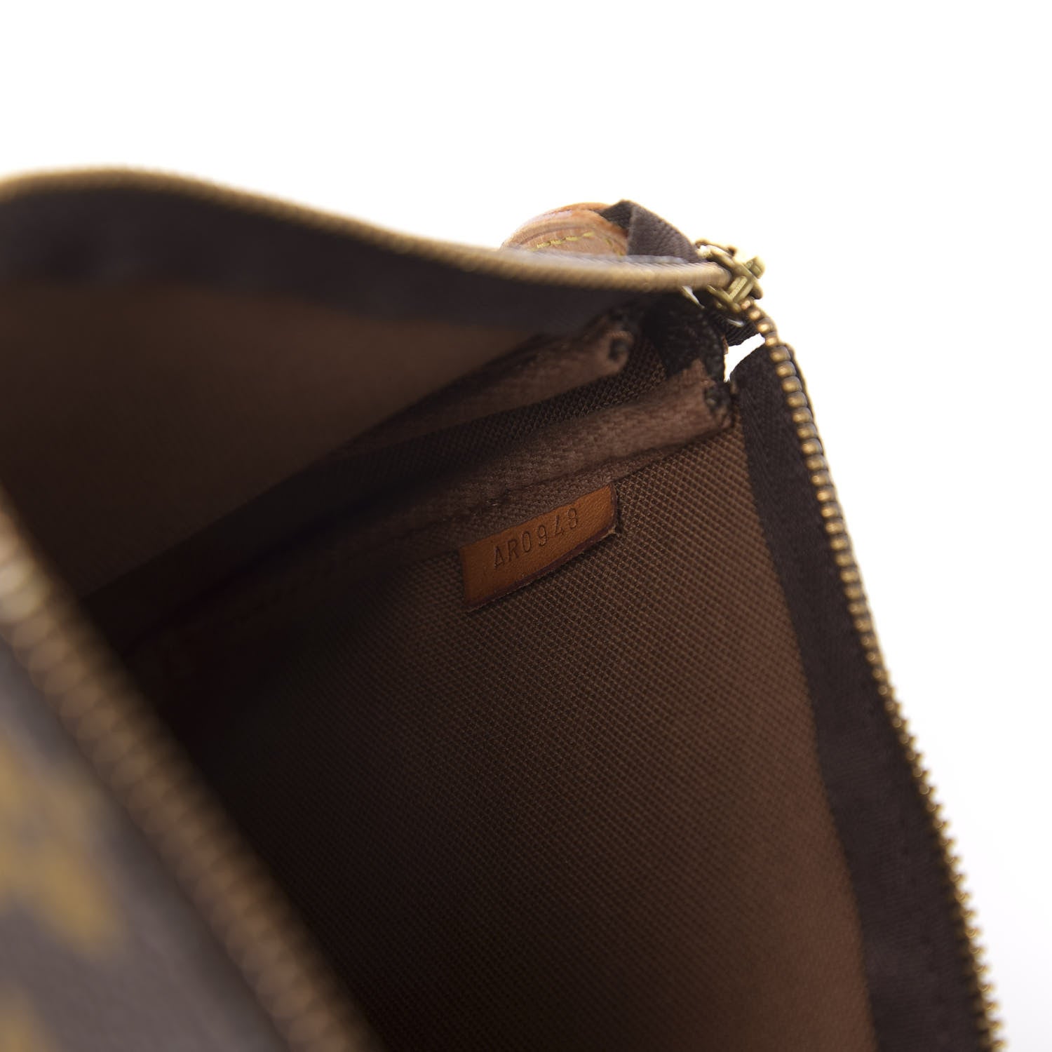 Louis Vuitton Monogram Pochette Accessories 6 of 9