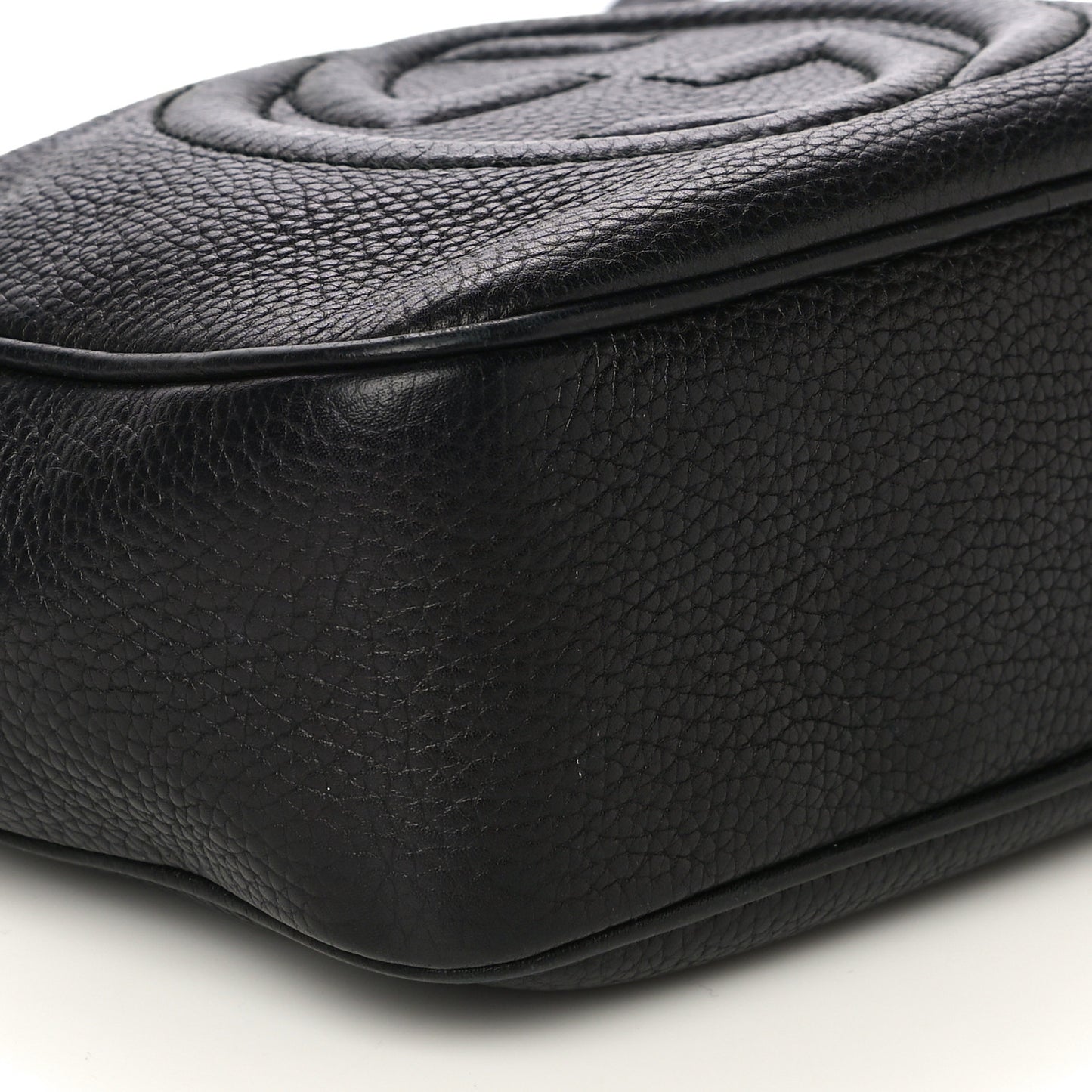 Pebbled Calfskin Small Soho Disco Bag Black