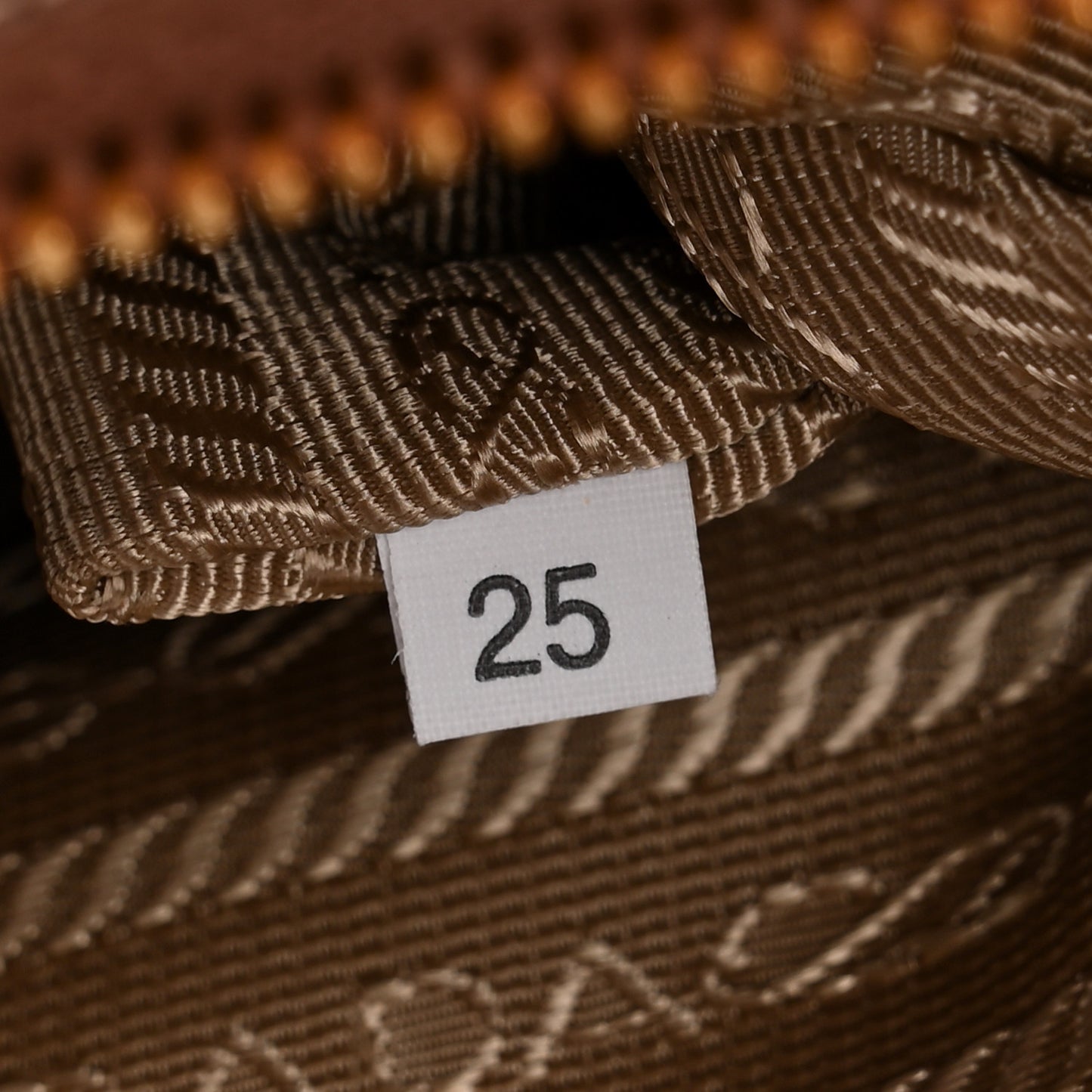 Saffiano Small Galleria Double Zip Tote Cammeo