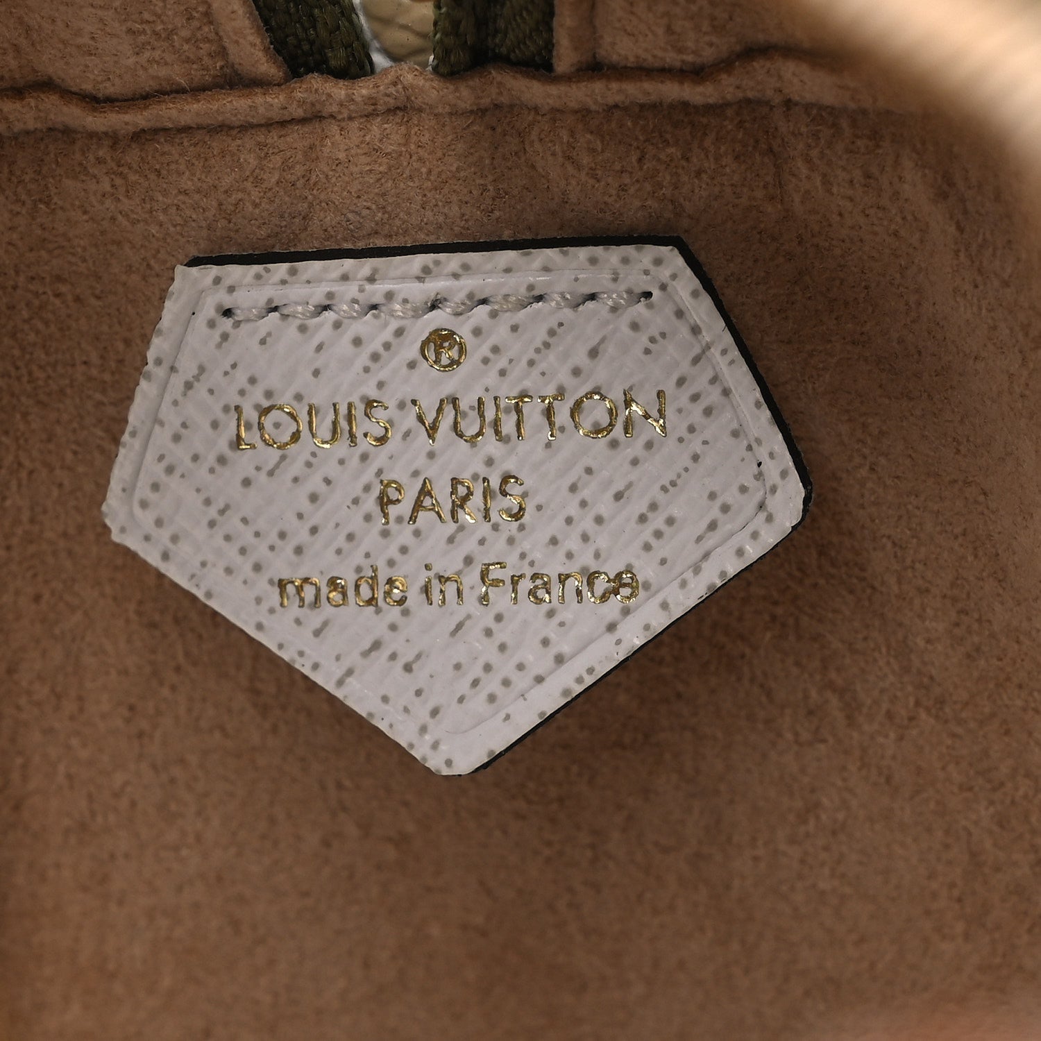 Louis Vuitton Monogram Giant Beach Pouch Kaki 5 of 12