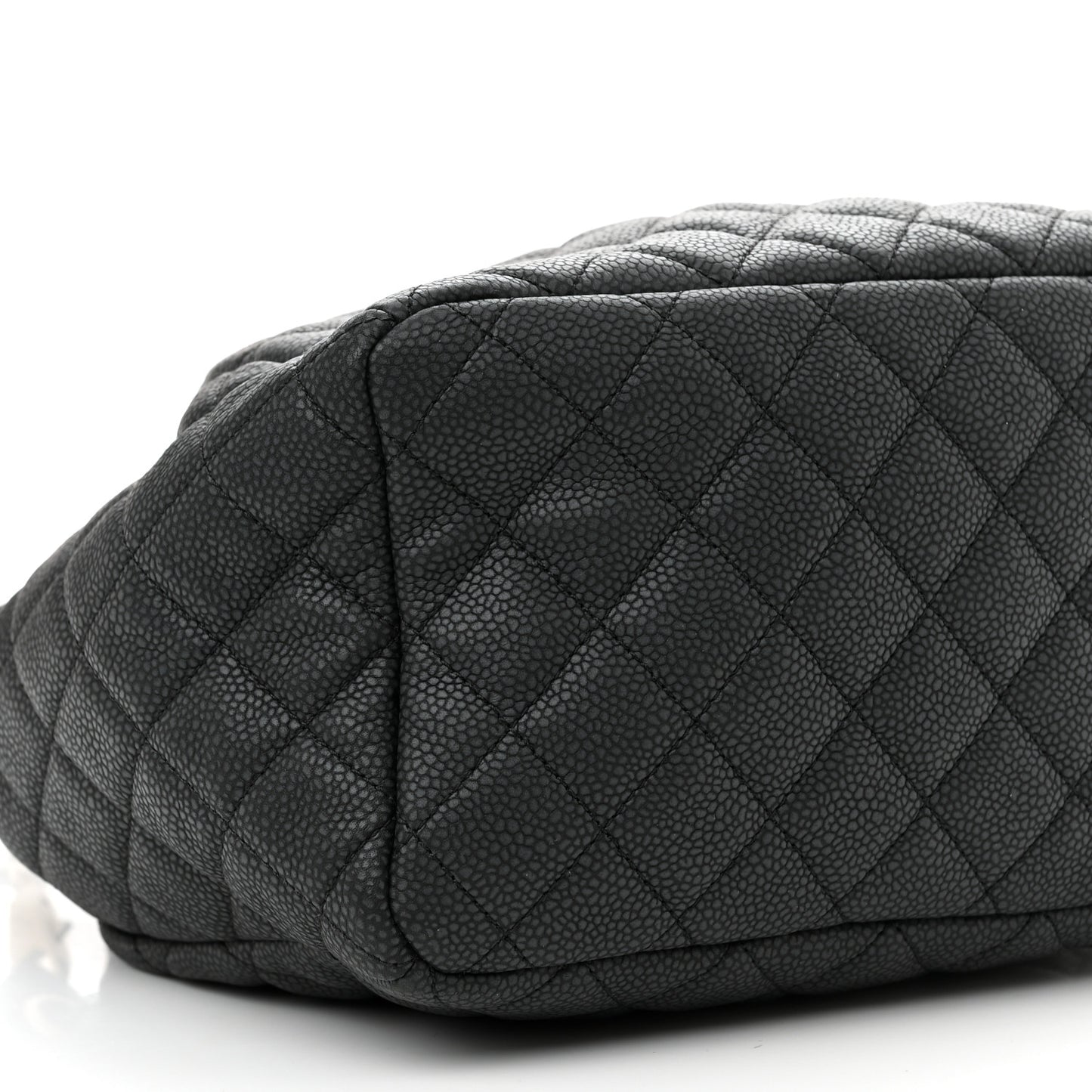 Caviar Flat Quilted CC Chain Bucket Drawstring Bag Navy