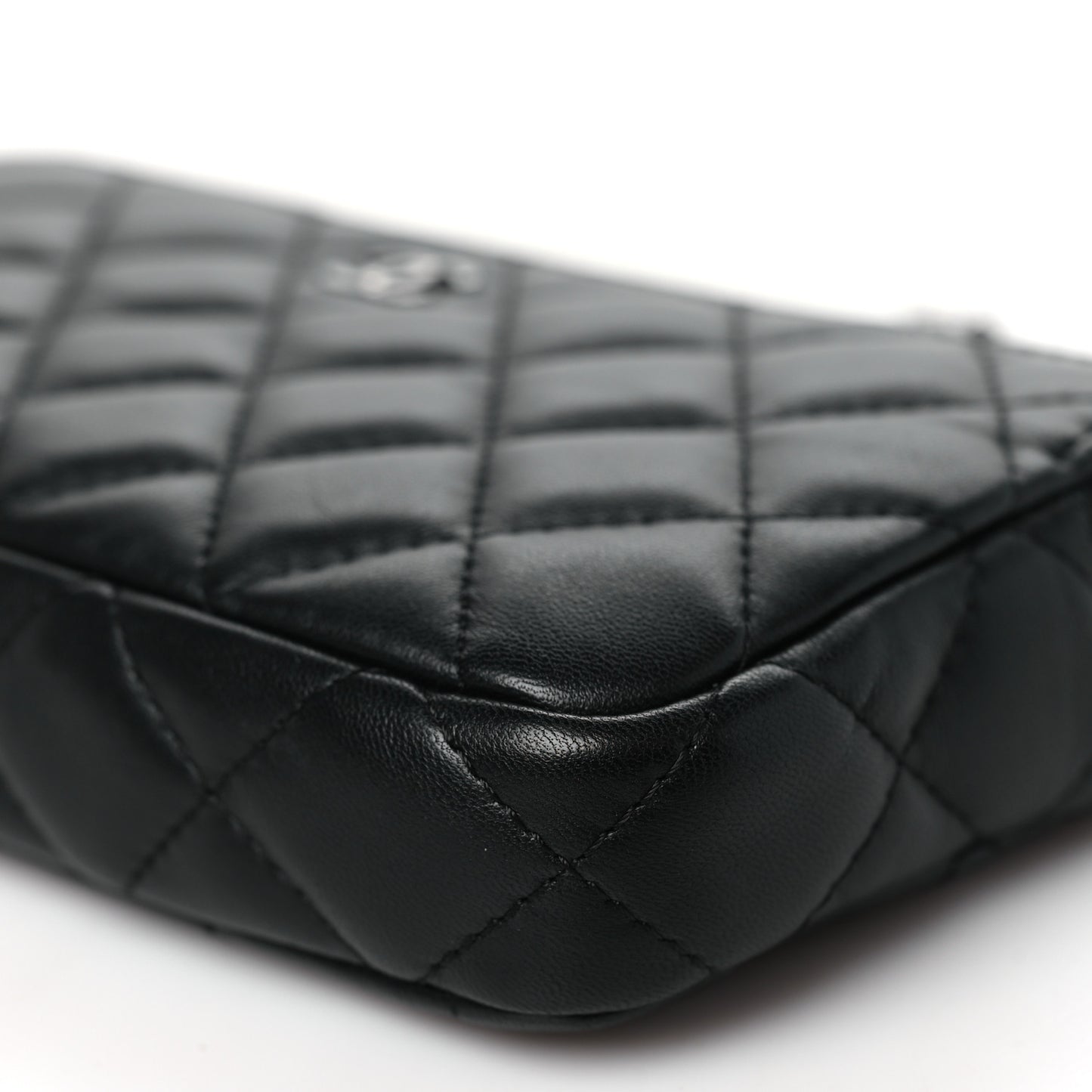 Lambskin Quilted Small Clutch With Chain Black