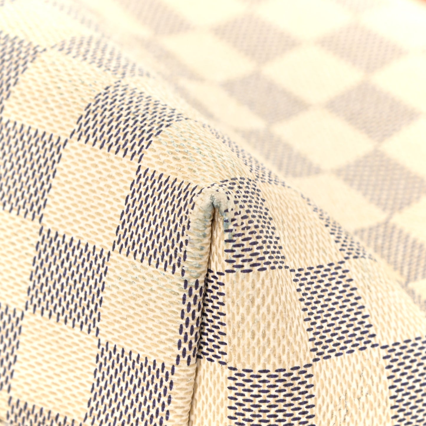 Damier Azur Graceful PM Beige