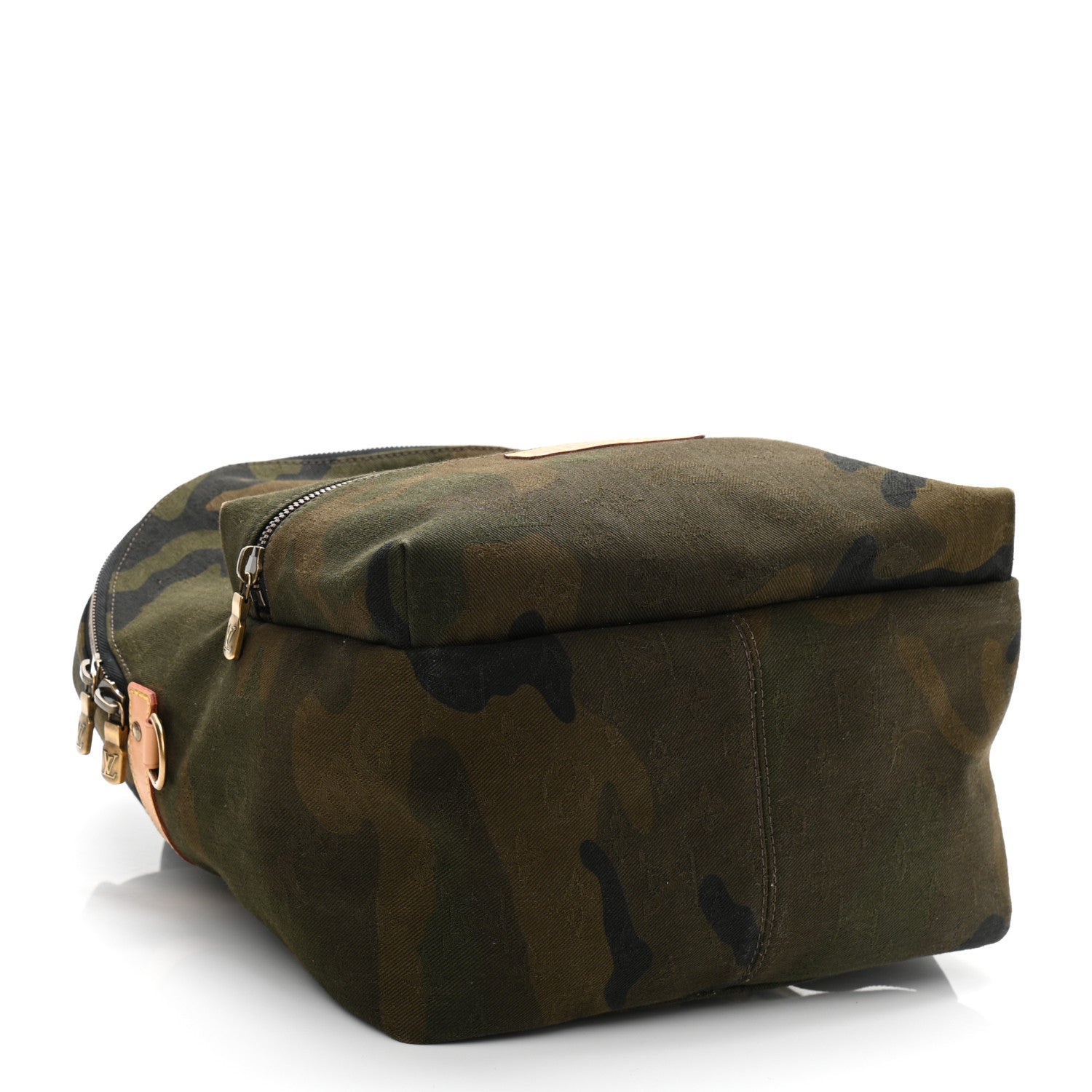 Louis Vuitton X SUPREME Canvas Camouflage Apollo Backpack 4 of 10