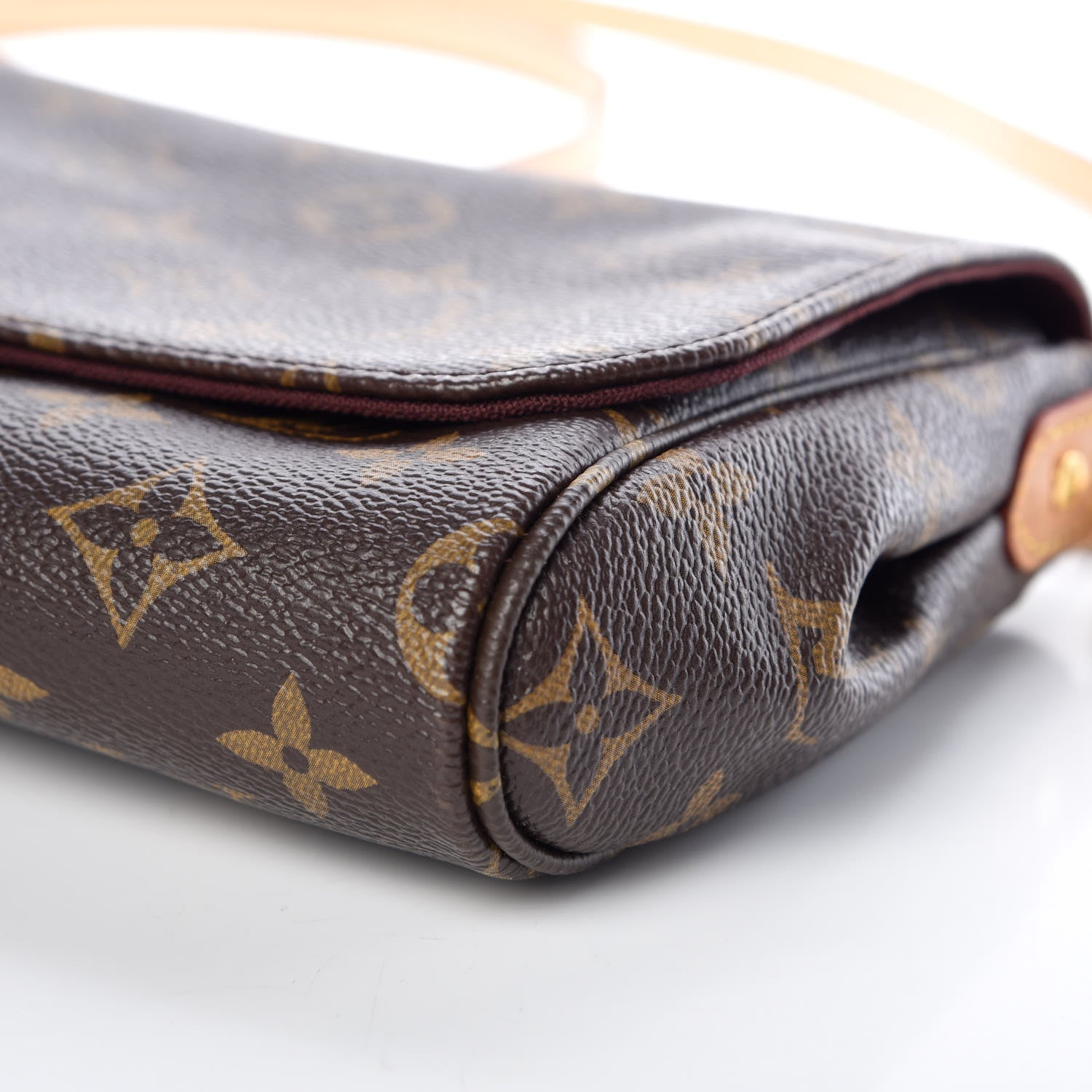 Louis Vuitton Monogram Favorite MM 6 of 11