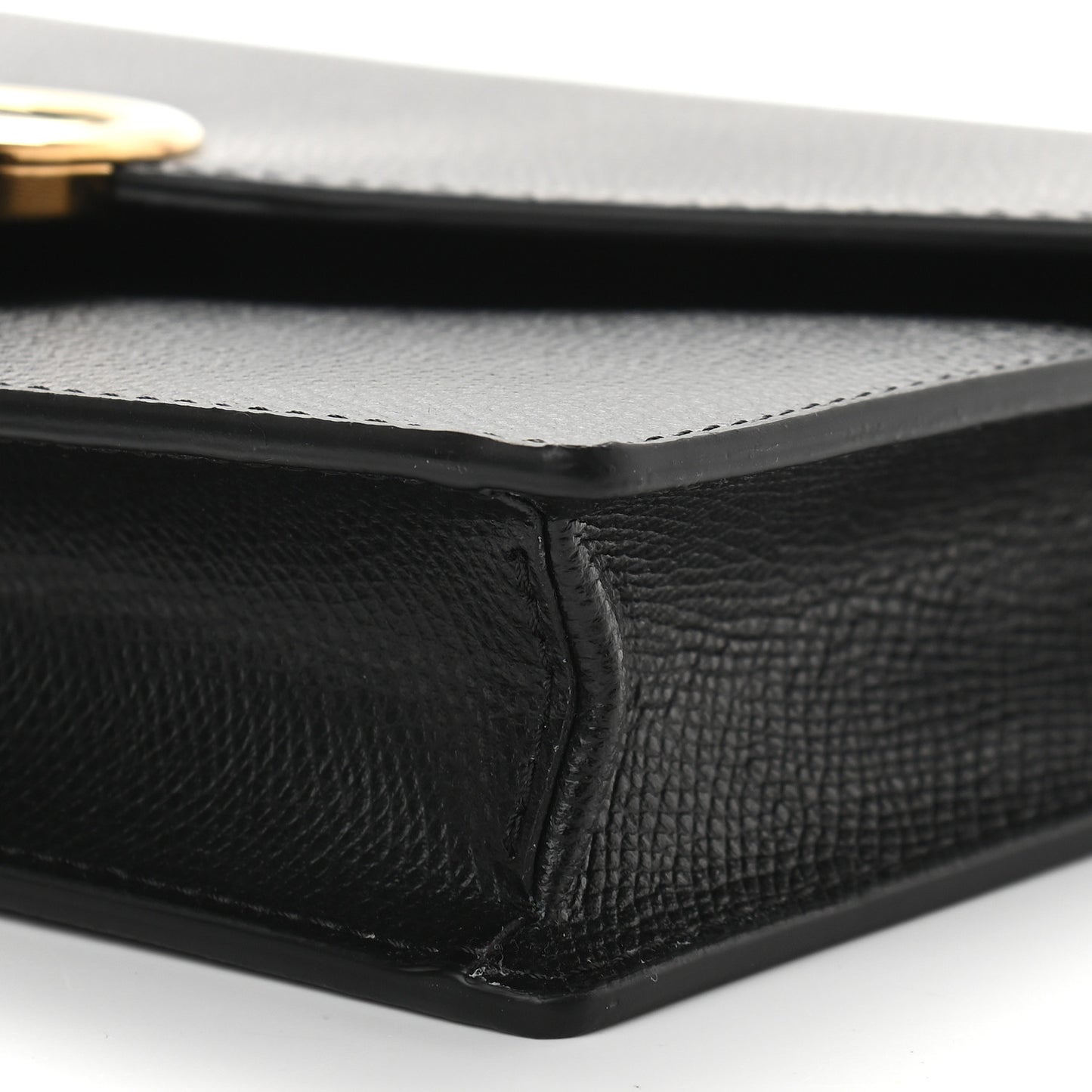 Vitello Cruise F is Fendi Medium Envelope Wallet on Chain Black