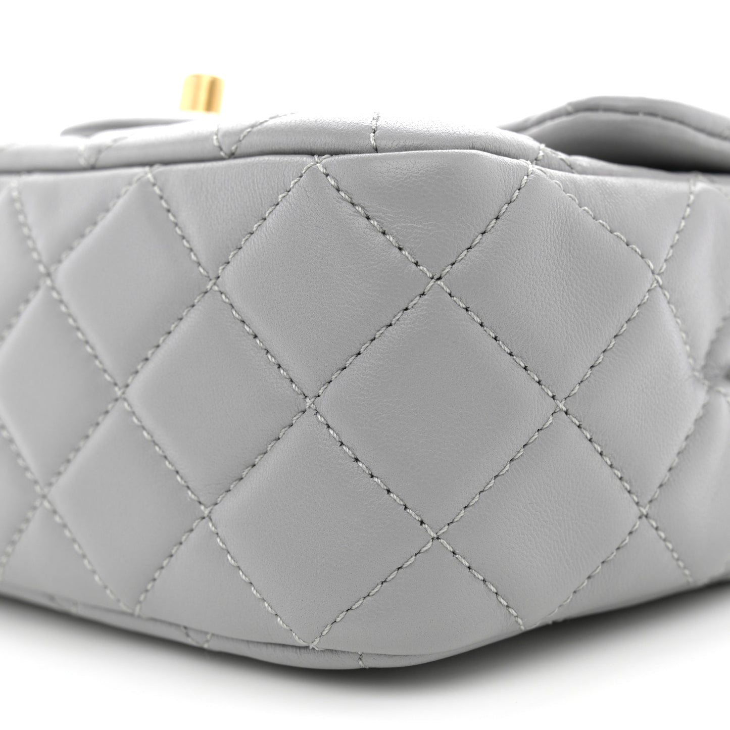 Lambskin Quilted Mini Pearl Crush Flap Light Grey