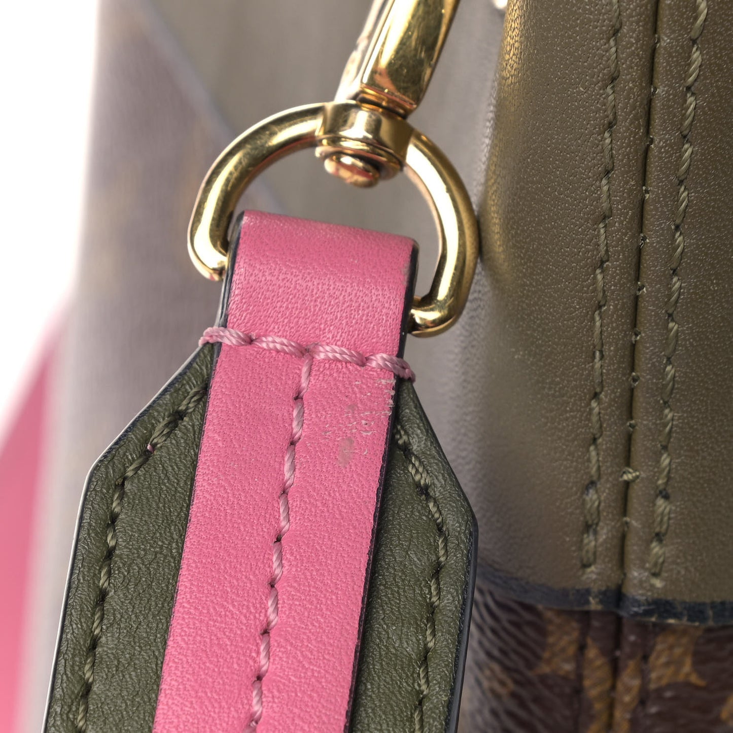 Monogram Tuileries Besace Kaki