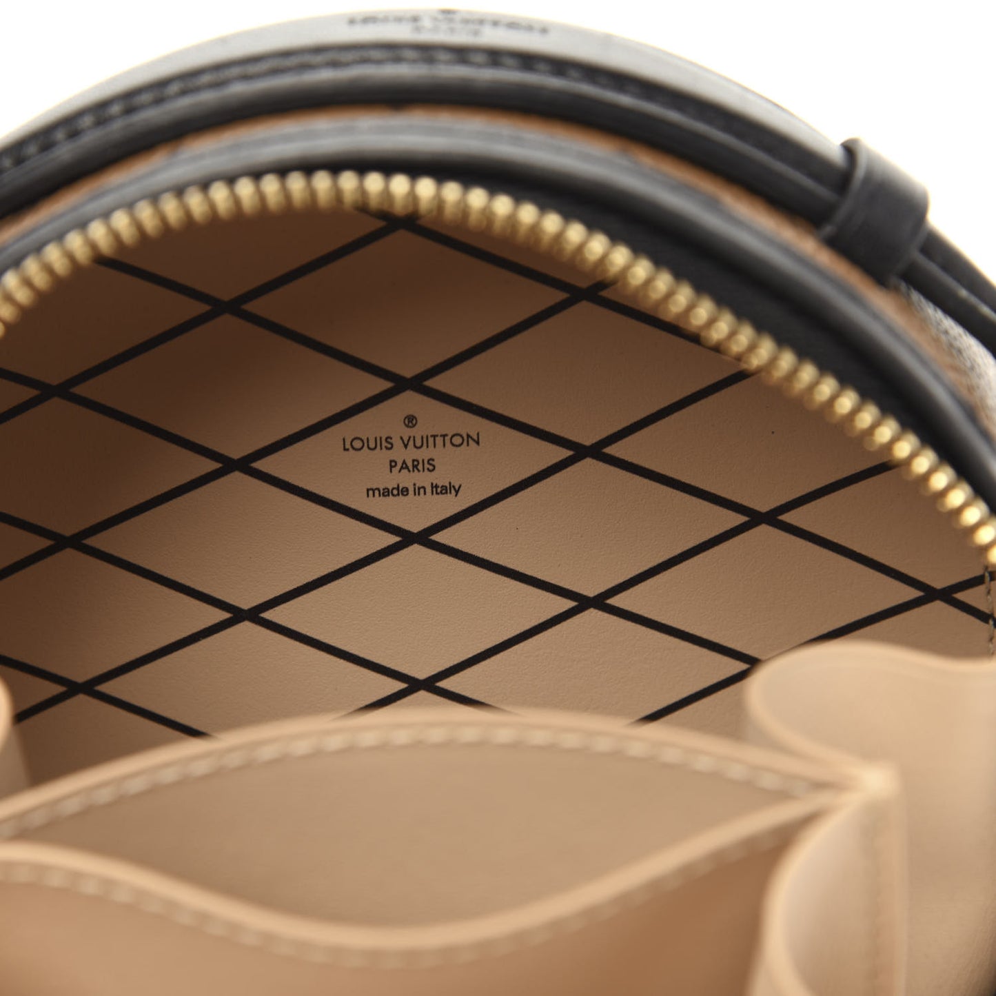 Reverse Monogram Mini Boite Chapeau