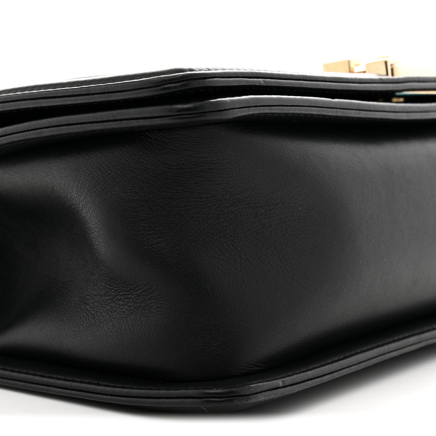 Lambskin Chevron Quilted Medium Boy Flap Black