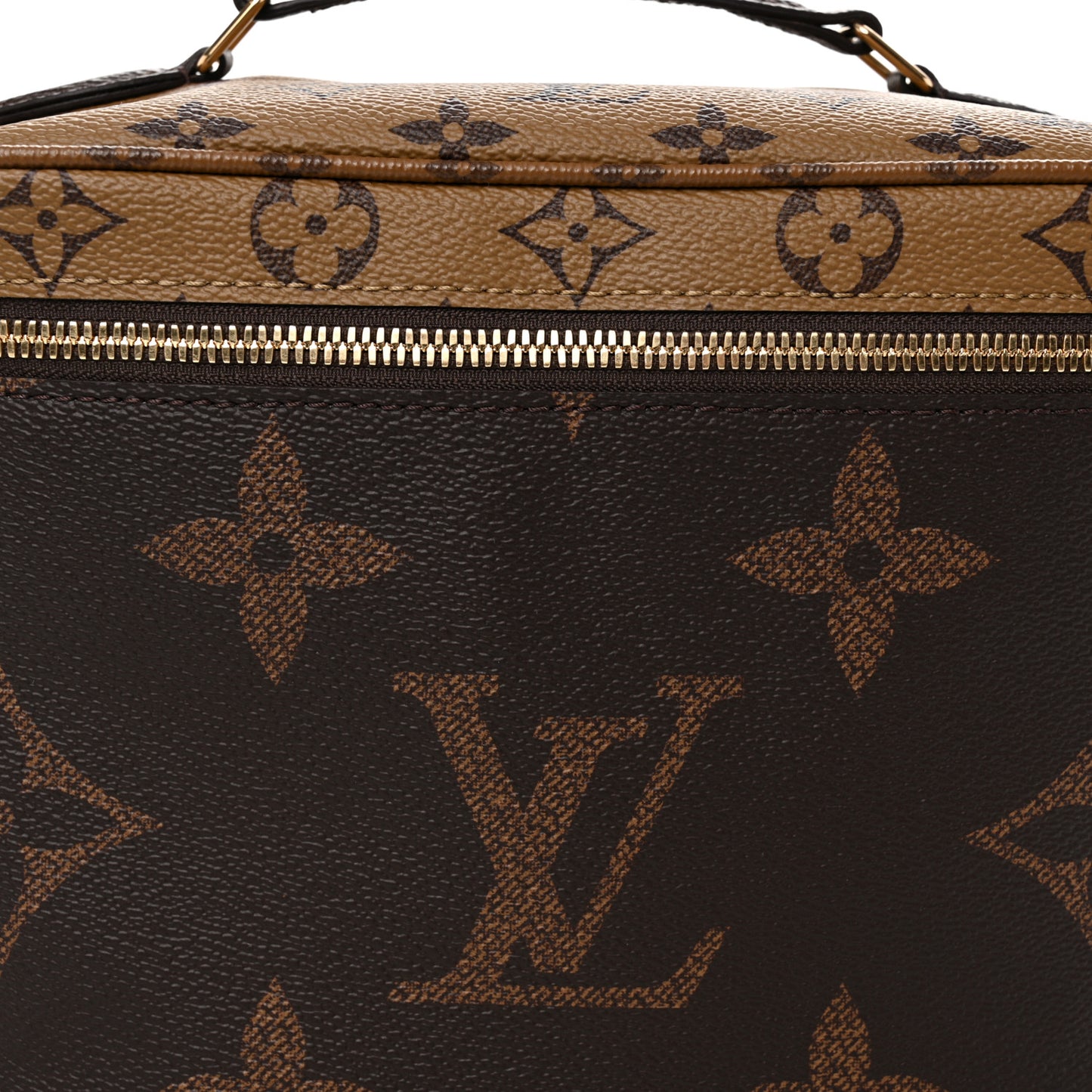 Reverse Monogram Giant Nice BB
