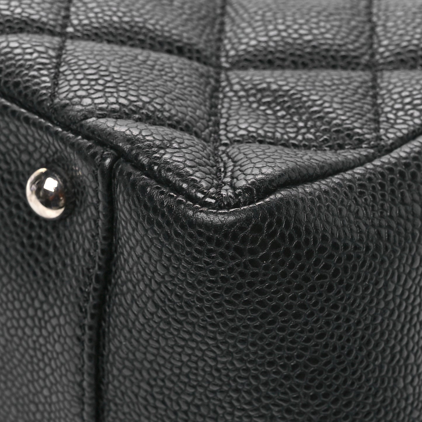Caviar Quilted XL Grand Shopping Tote GST Black