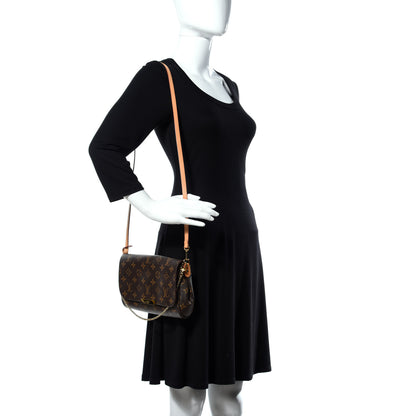 Louis Vuitton Monogram Favorite MM 2 of 12