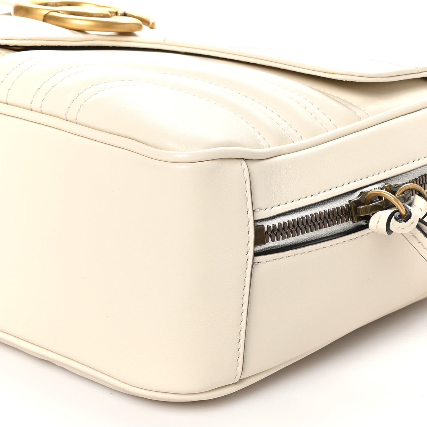 Calfskin Matelasse Sylvie Web Small GG Marmont Top Handle Shoulder Bag White
