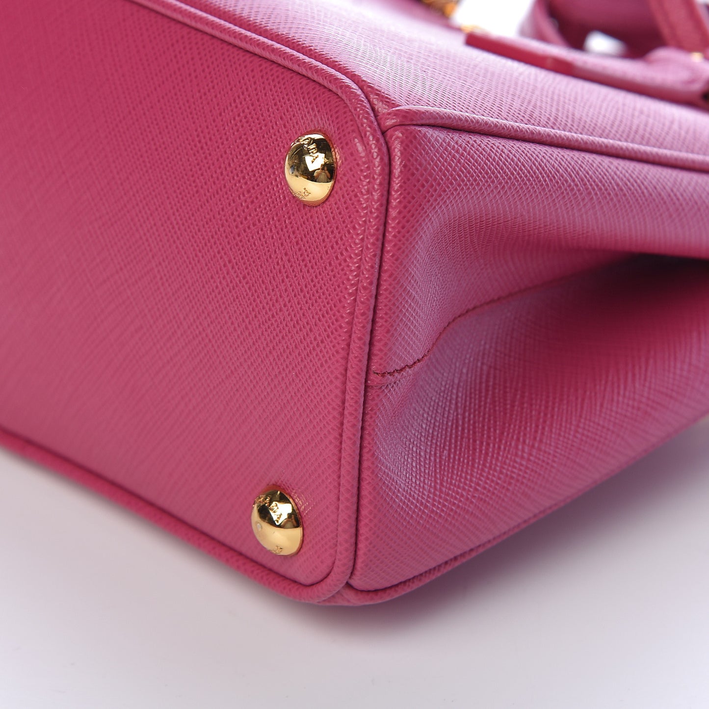 Saffiano Lux Micro Galleria Double Zip Tote Fuxia