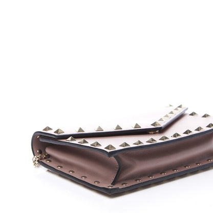 Valentino Garavani Vitello Rockstud Envelope Wallet on Chain Poudre 5 of 9