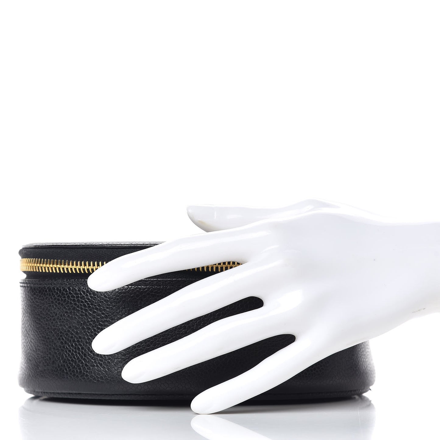 Caviar Round Jewelry Travel Case Black
