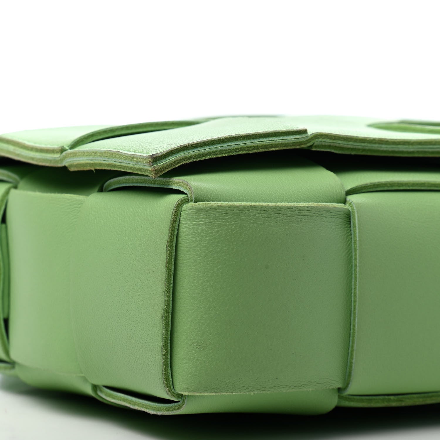 Bottega Veneta Nappa Maxi Intreccio Cassette Bag Pistachio 7 of 8