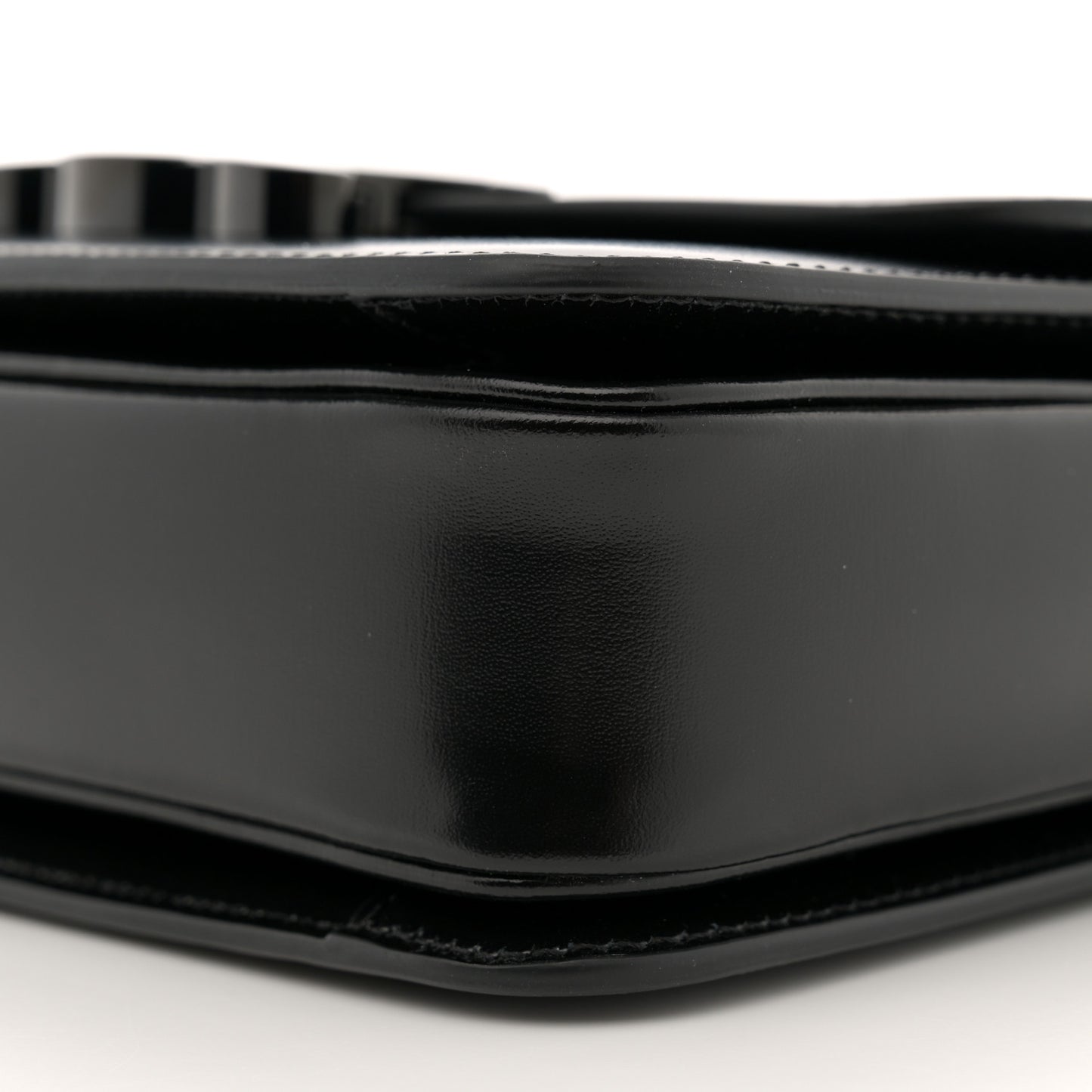 Shiny Calfskin Teen Cuir Triomphe Black