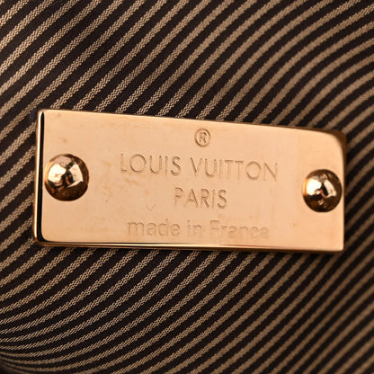 Louis Vuitton Bequia Trotter GM 7 of 11