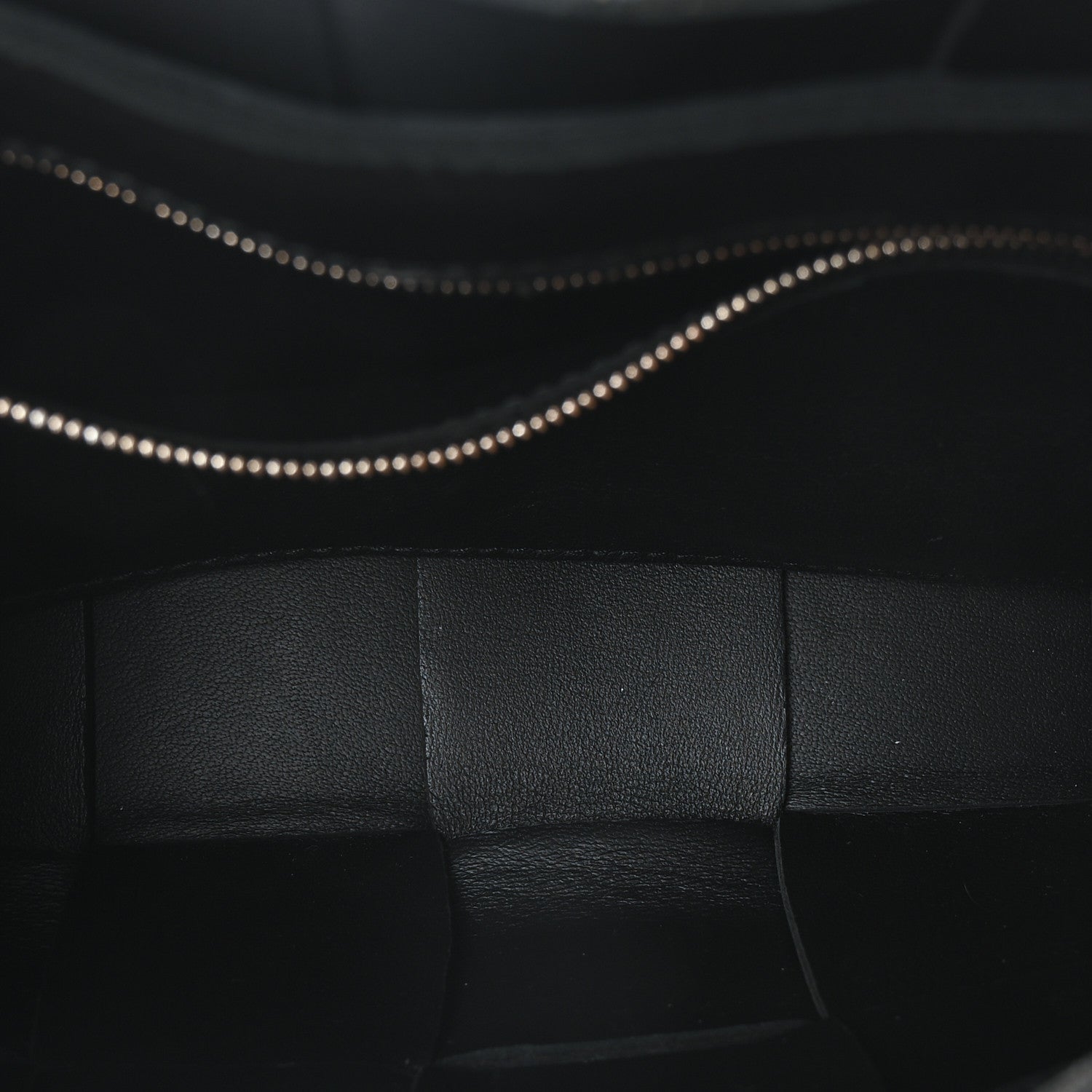 Bottega Veneta Lambskin Maxi Intrecciato Cassette Crossbody Bag Black 5 of 9