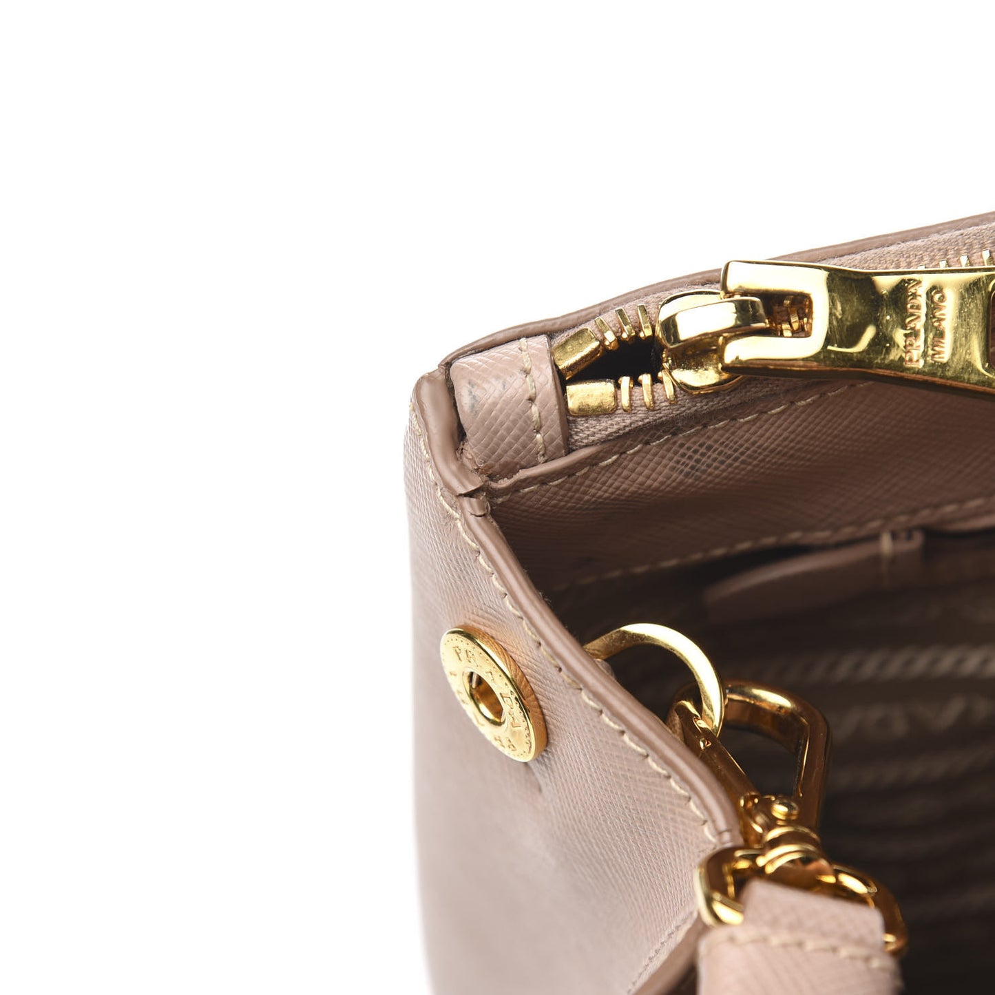 Saffiano Medium Galleria Double Zip Tote Cammeo