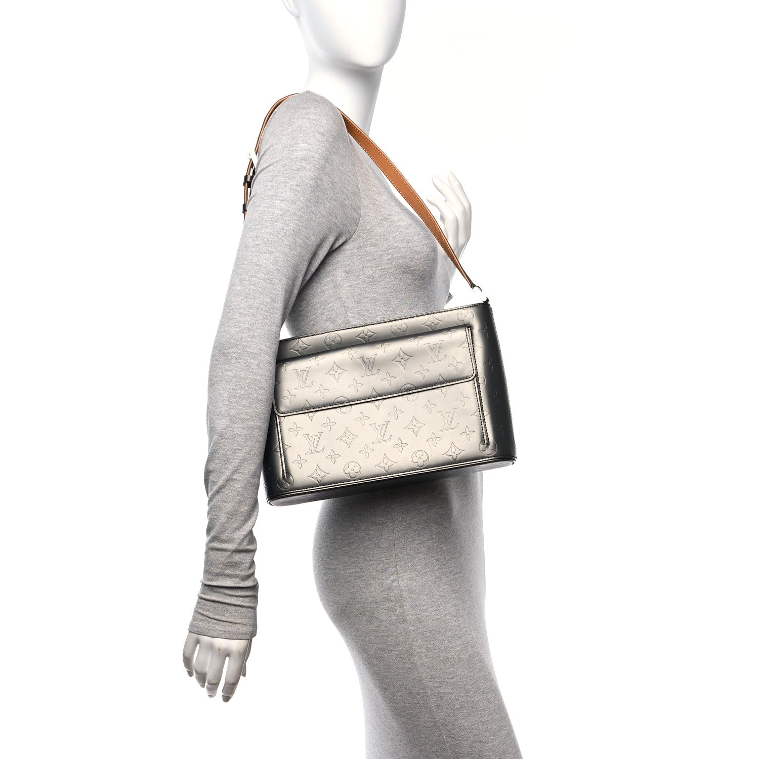 Louis Vuitton Mat Monogram Allston Gris Gris 2 of 9