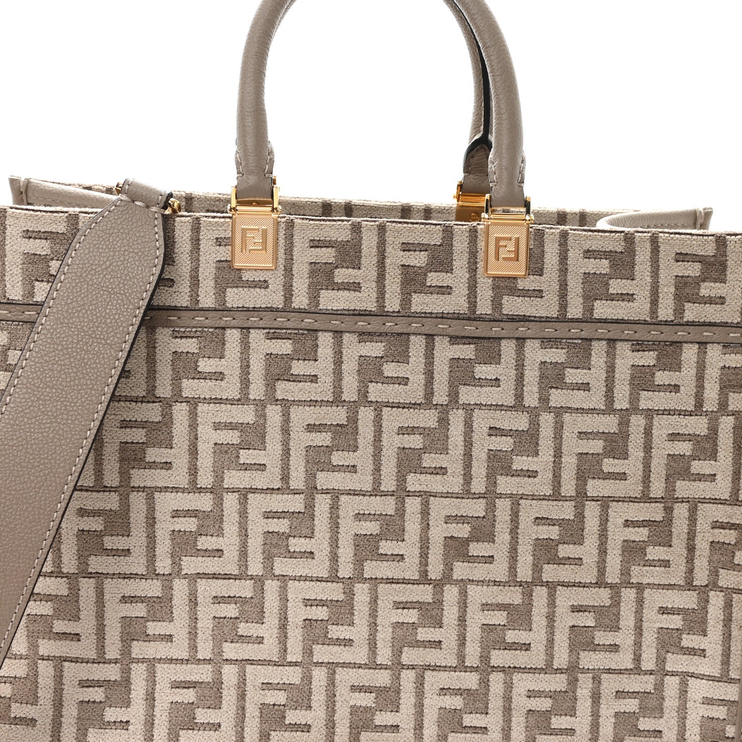 CHANNMINA ヴィンテージフーディ XL Fendi Chenille Vitello Cher FF Medium Fendi Sunshine Shopper Tote