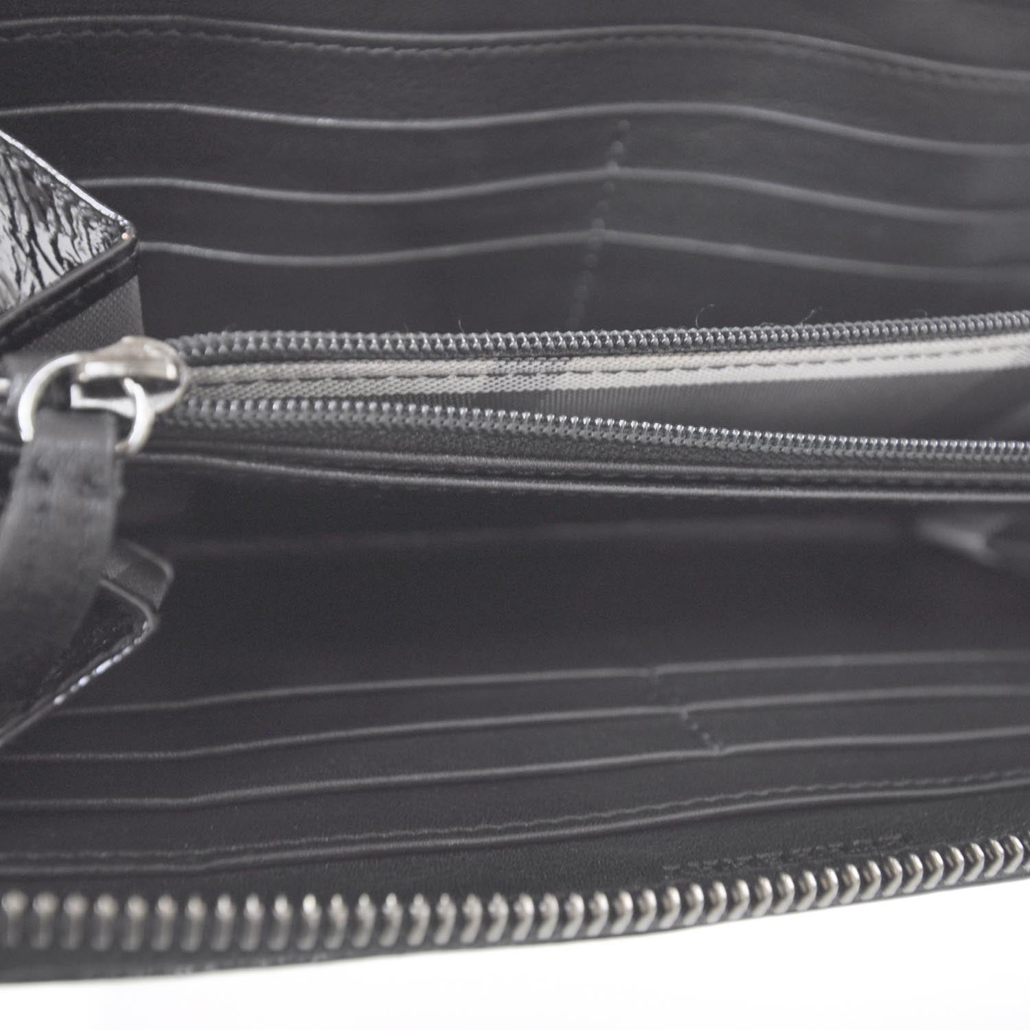 Burberry Patent Leather Knot Wallet Black 6 of 8