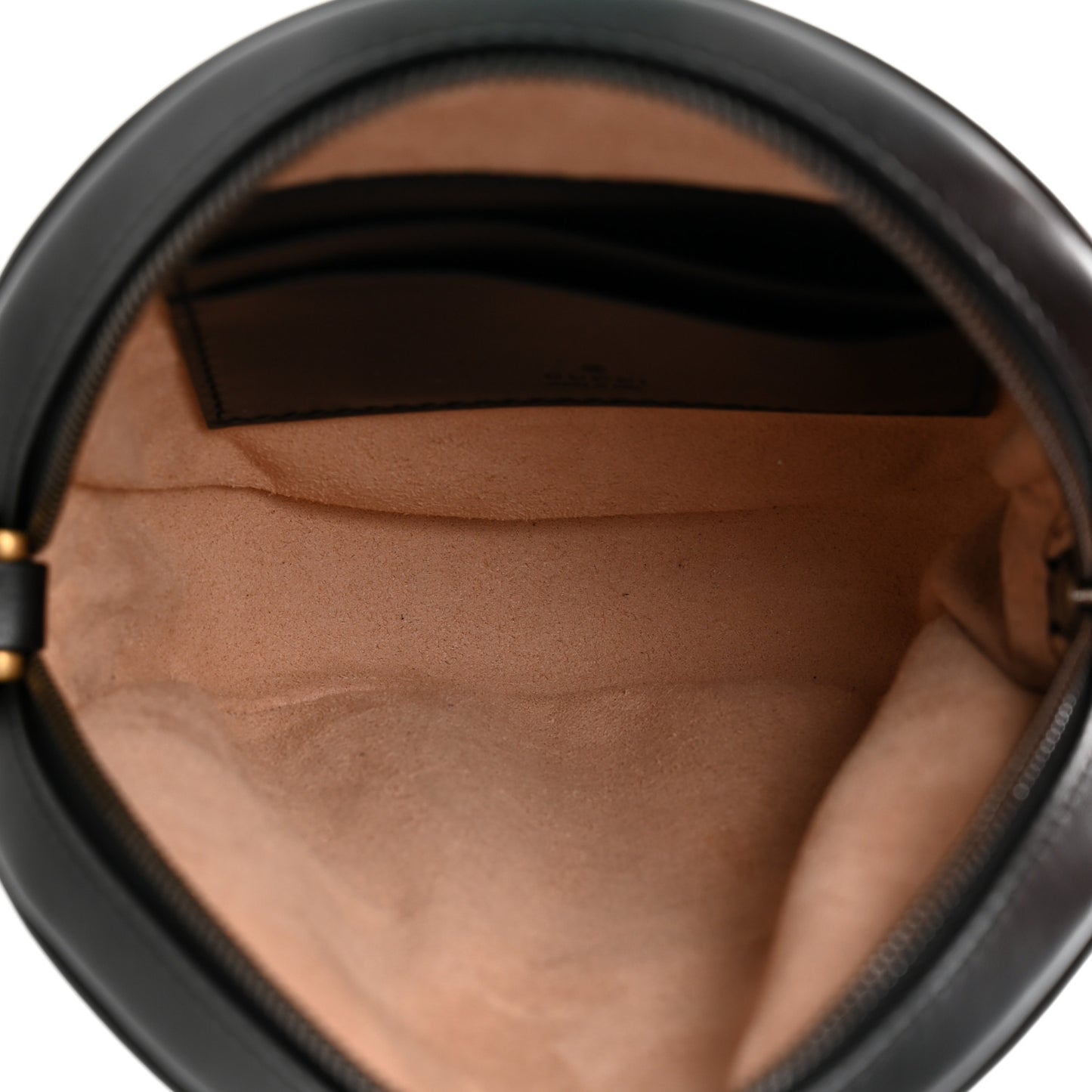 Calfskin Matelasse GG Marmont Round Wrist Wallet Black