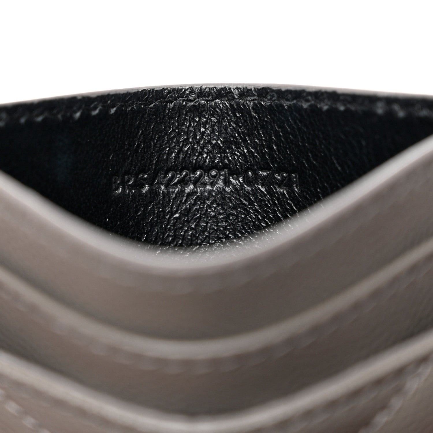 Saint Laurent Grain De Poudre Matelasse Chevron Monogram Credit Card Case Fog 7 of 8