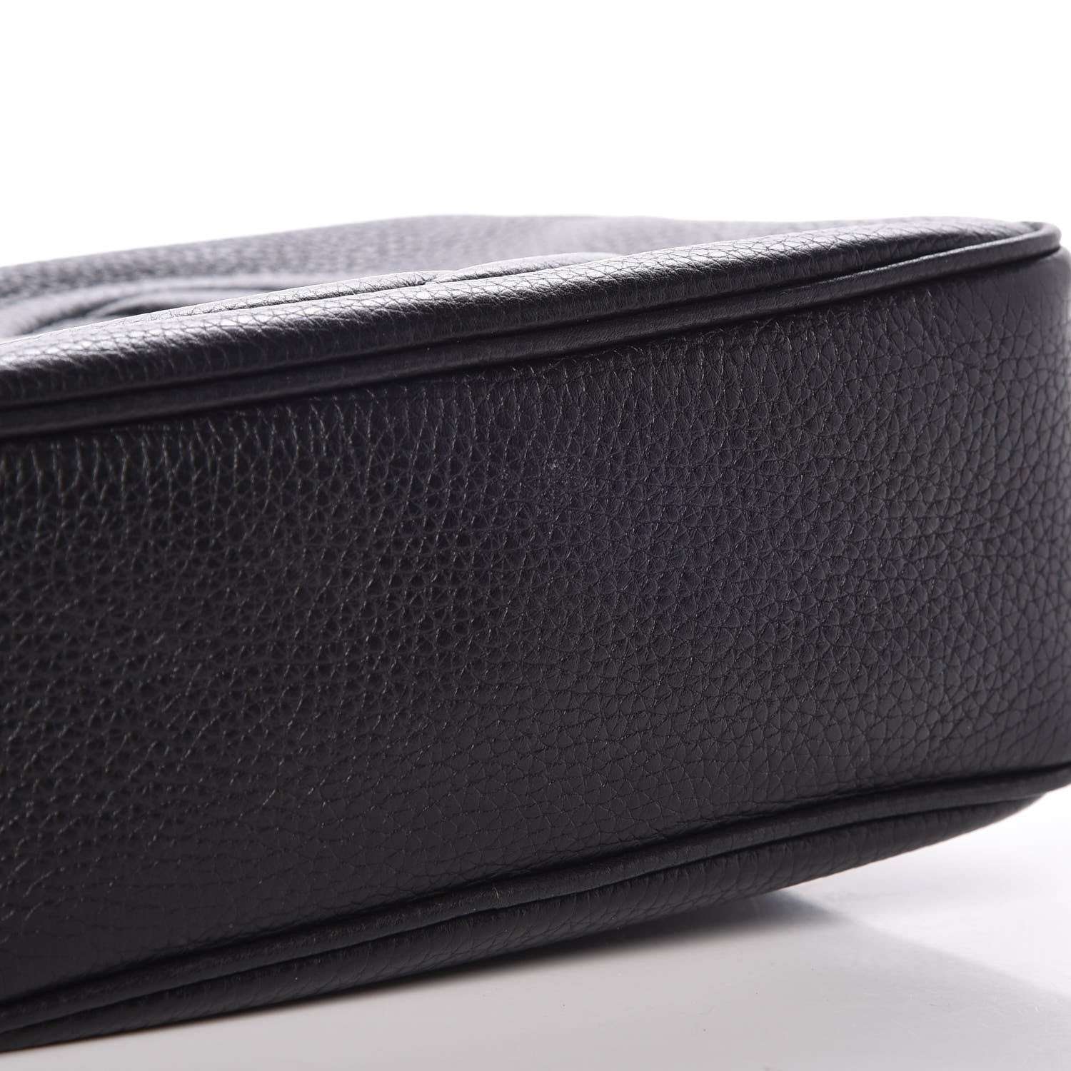Gucci Pebbled Calfskin Small Soho Disco Bag Black 8 of 8
