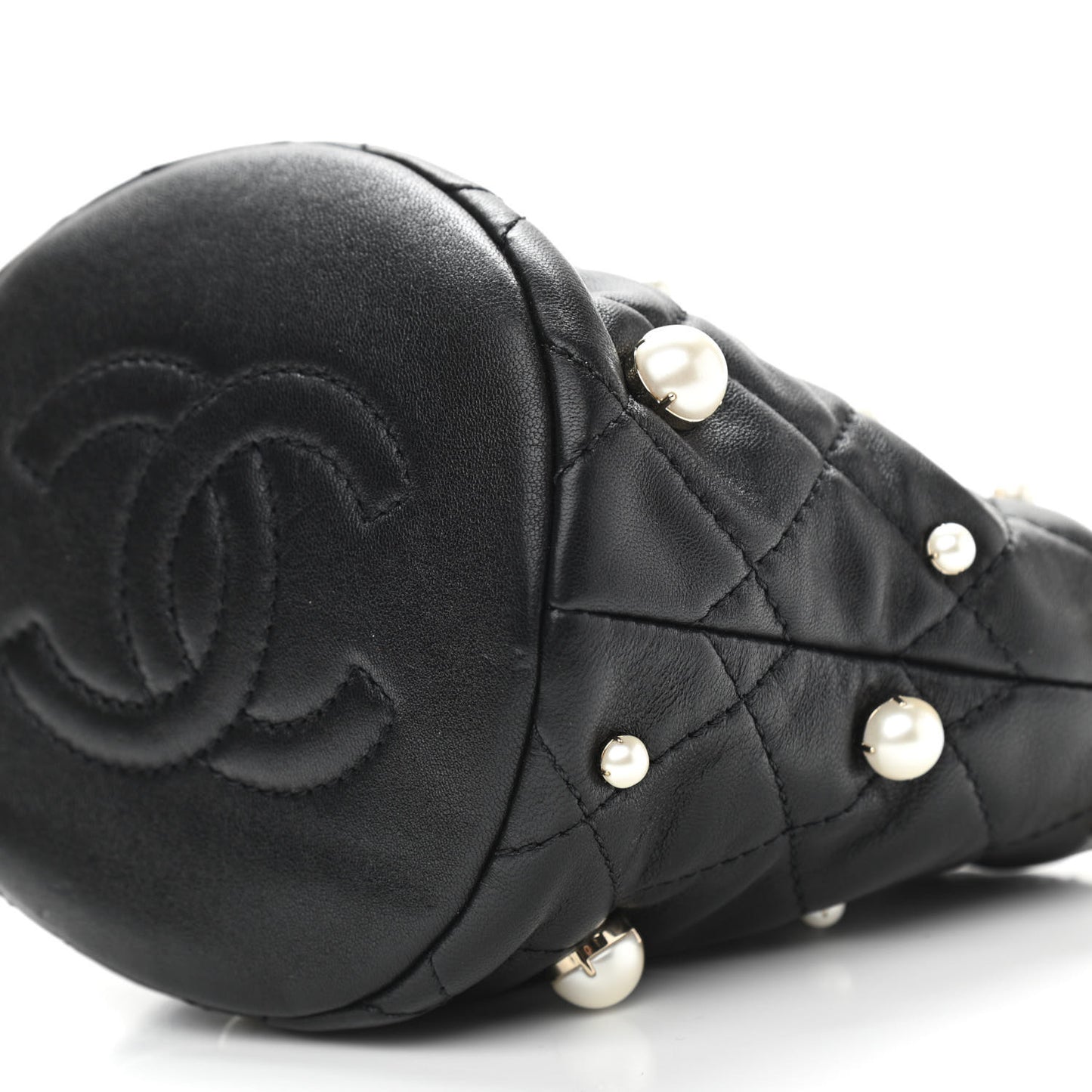 Lambskin Quilted Pearl Mini About Pearls Drawstring Bag Black