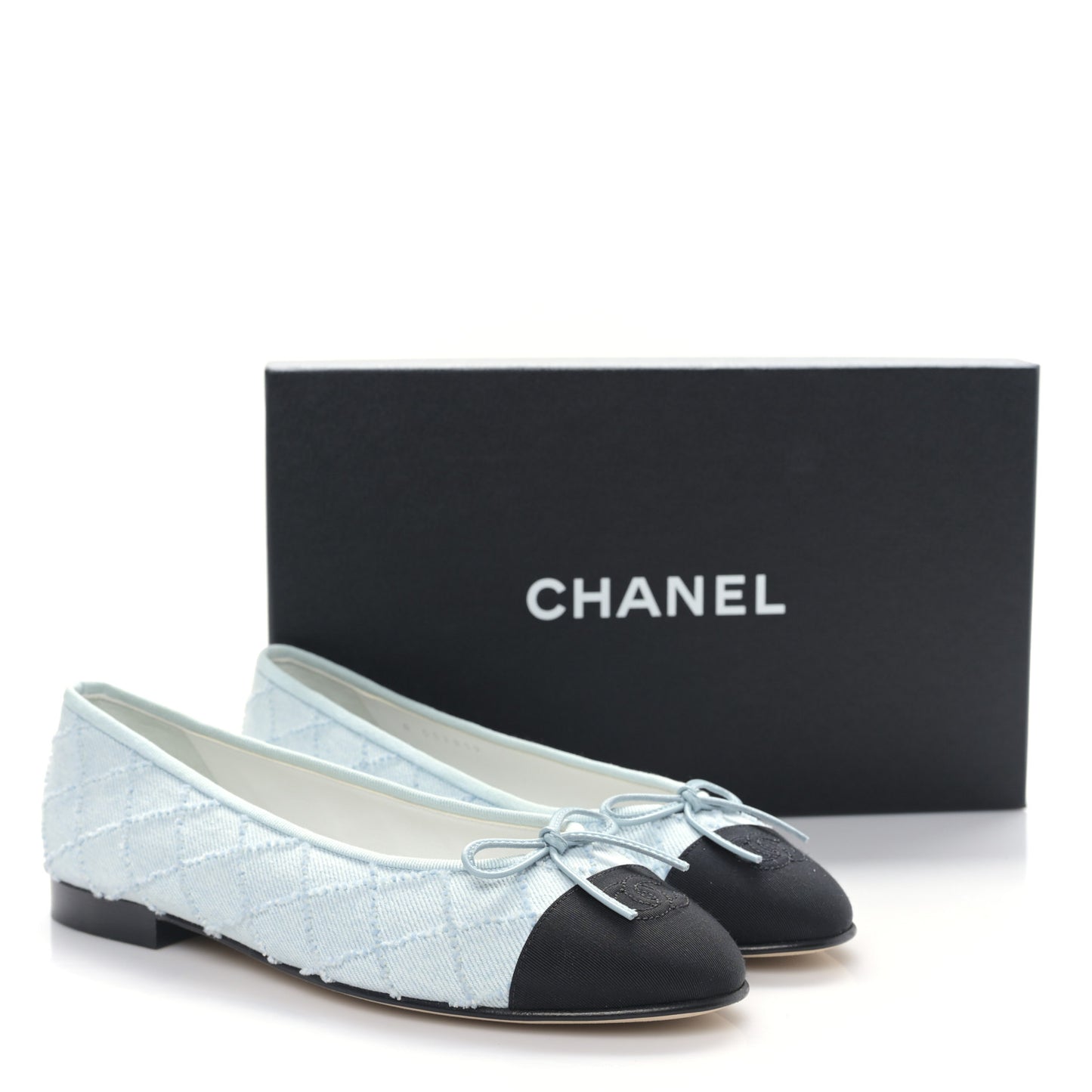 Denim Embroidered Grosgrain CC Cap Toe Ballerina Flats 38.5 Light Blue Black