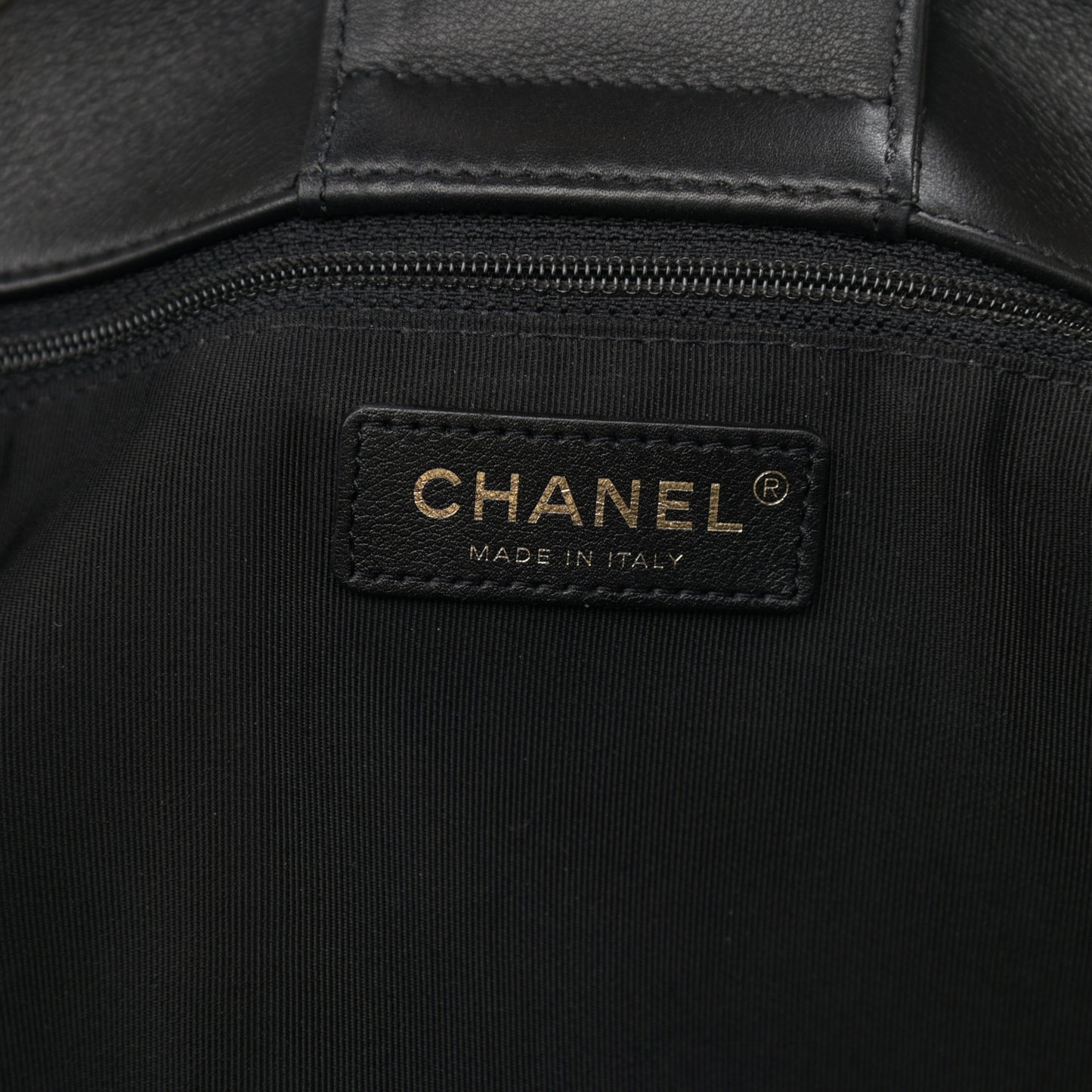 Lambskin Quilted Large Classic Shopping Tote Black