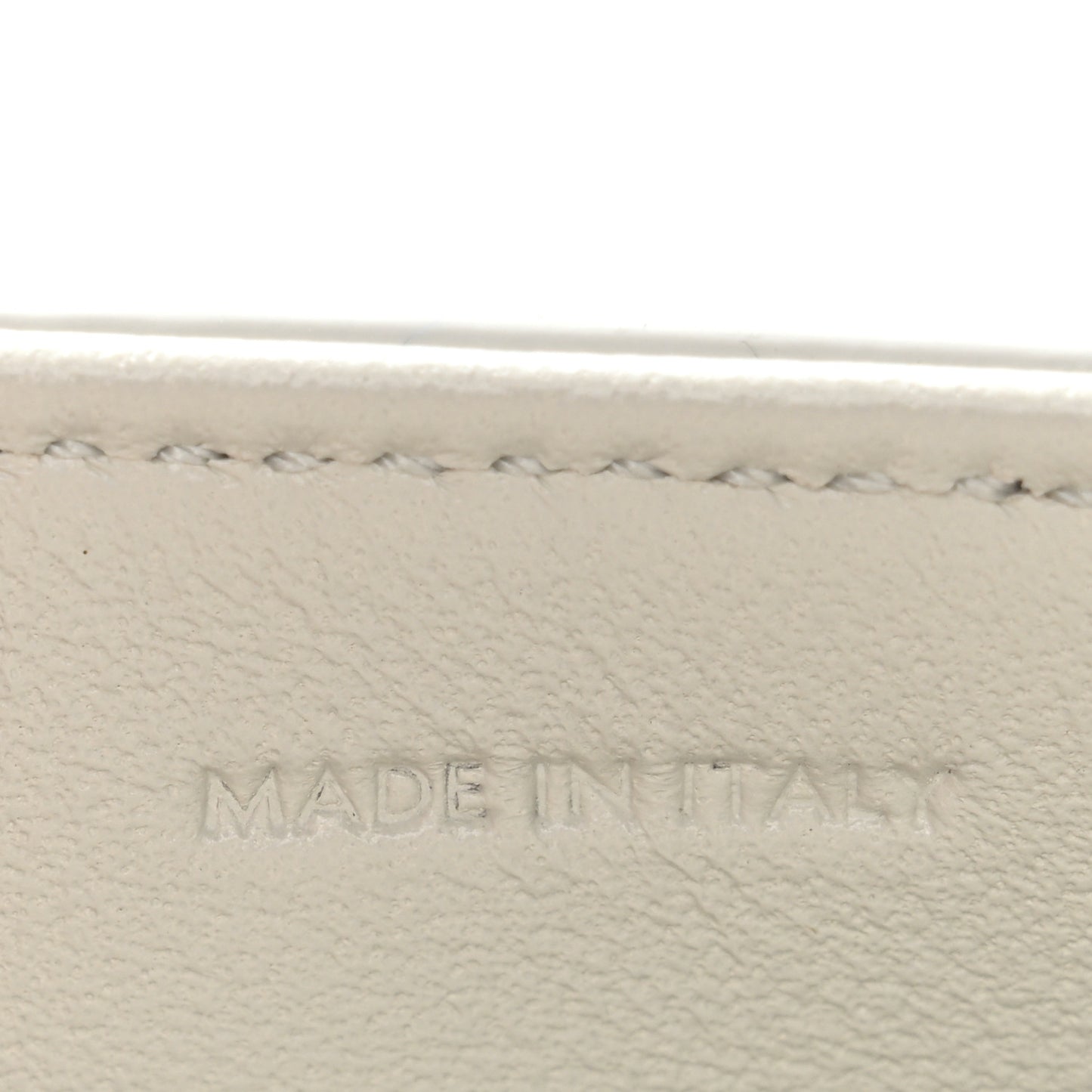 Shiny Calfskin Teen Triomphe Chalk