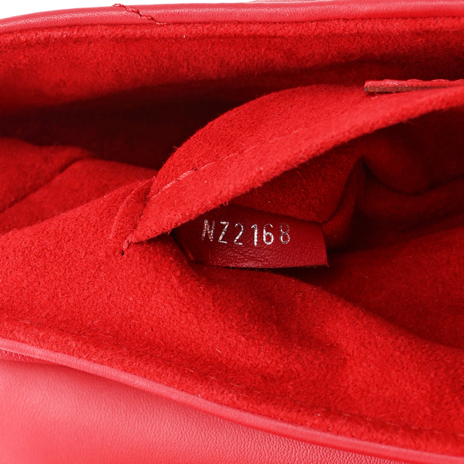 Louis Vuitton Calfskin New Wave Chain PM Scarlet 1881926