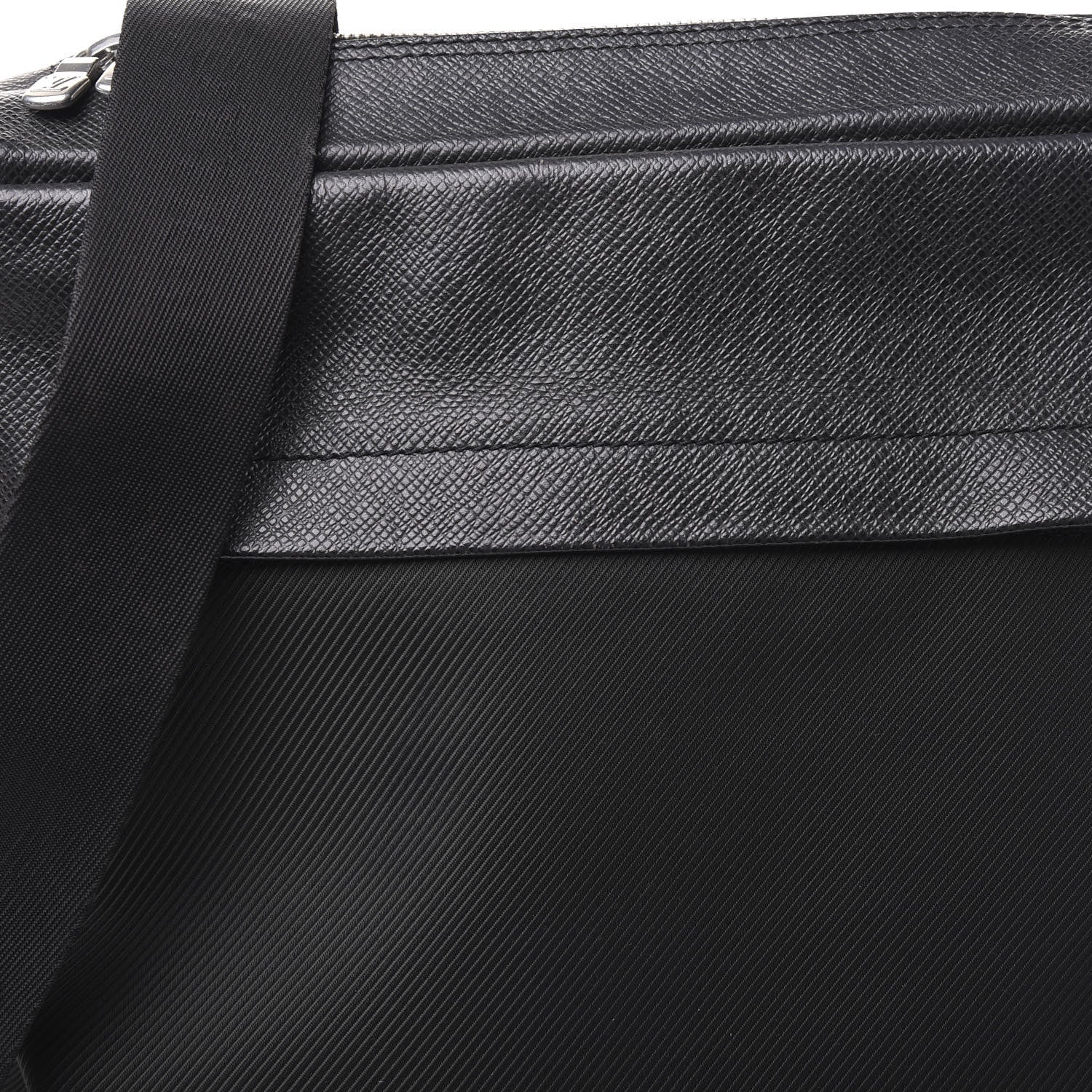 Louis Vuitton Taiga Sayan Slate 6 of 9