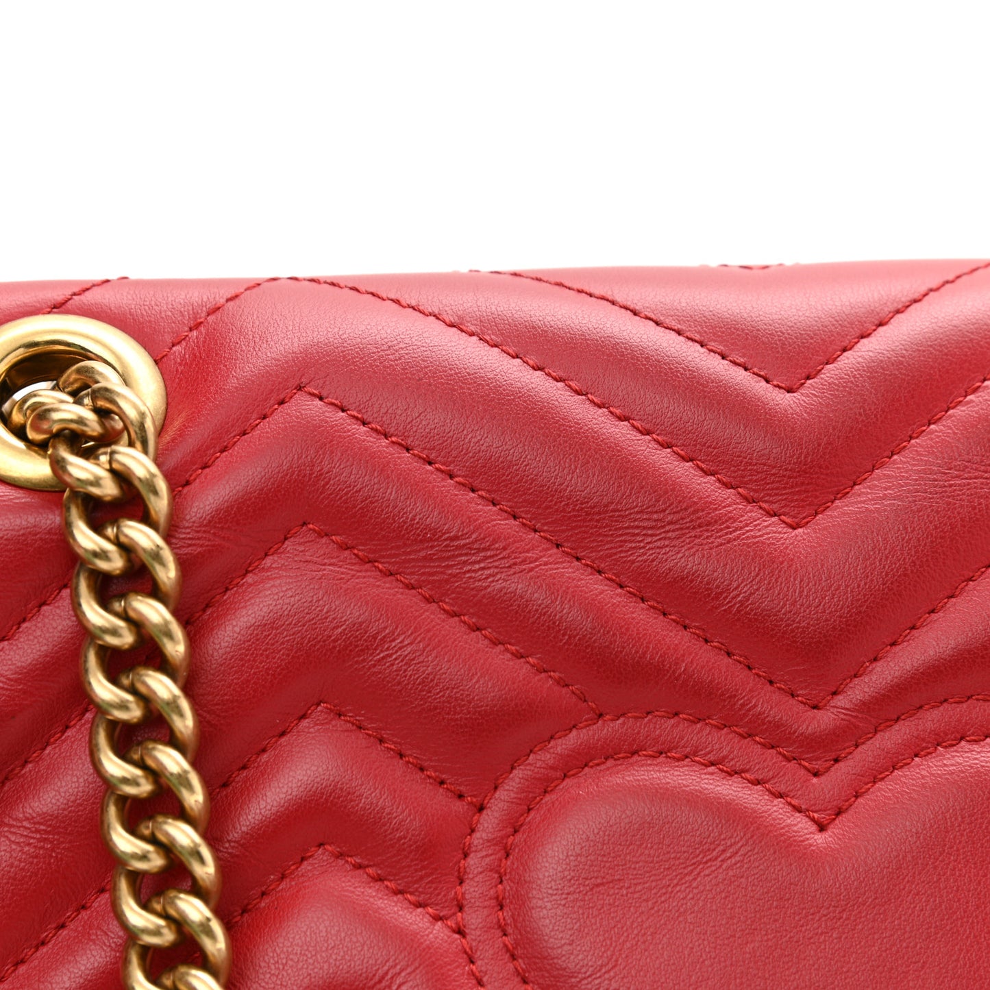 Calfskin Matelasse Small GG Marmont Shoulder Bag Hibiscus Red
