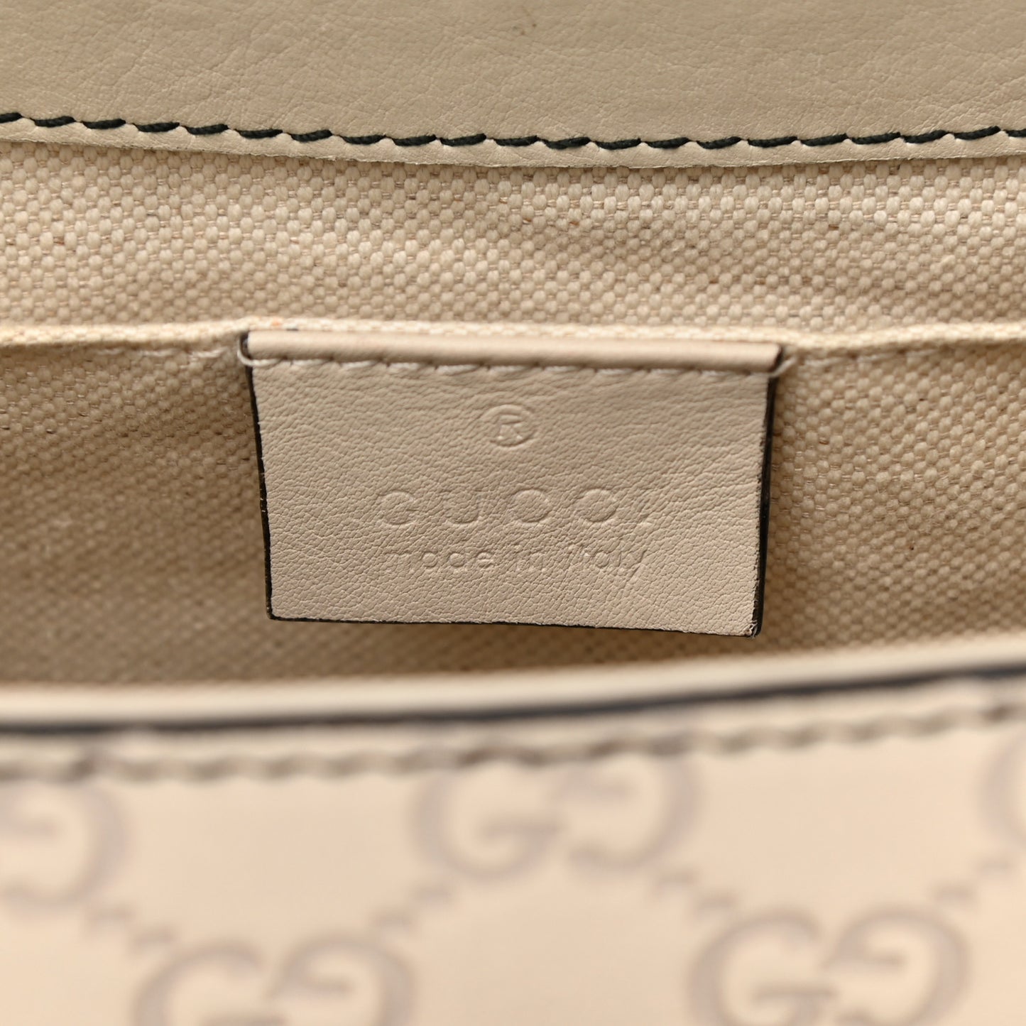 Guccissima Signature Medium Emily Chain Shoulder Bag Mystic White