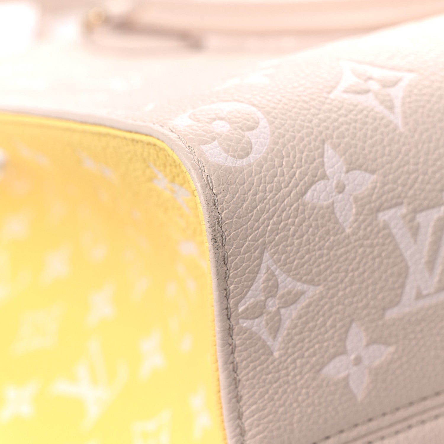 Louis Vuitton Empreinte Monogram Spring In The City Onthego MM Beige Pink Yellow 9 of 13
