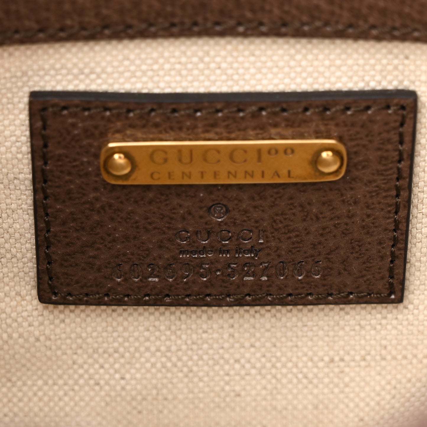 Textured Dollar Calfskin Gucci 100 Aria Belt Bag 90 36 New Acero Multicolor