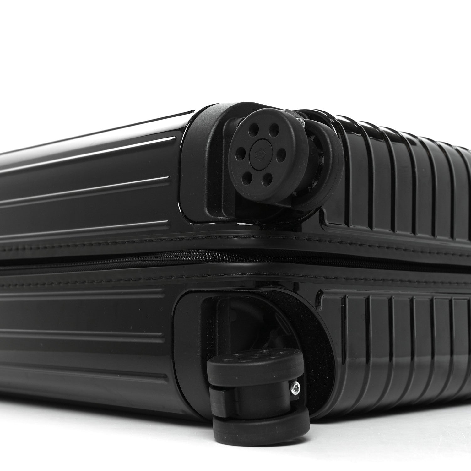 Rimowa Gloss Polycarbonate Essential Lite Cabin U Black 8 of 10