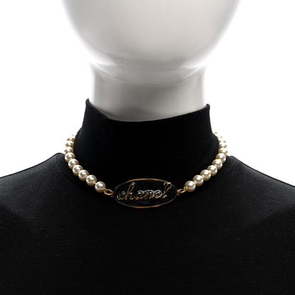 Chanel Pearl Metal Resin Logo Choker Gold Black Pearly White 2 of 4