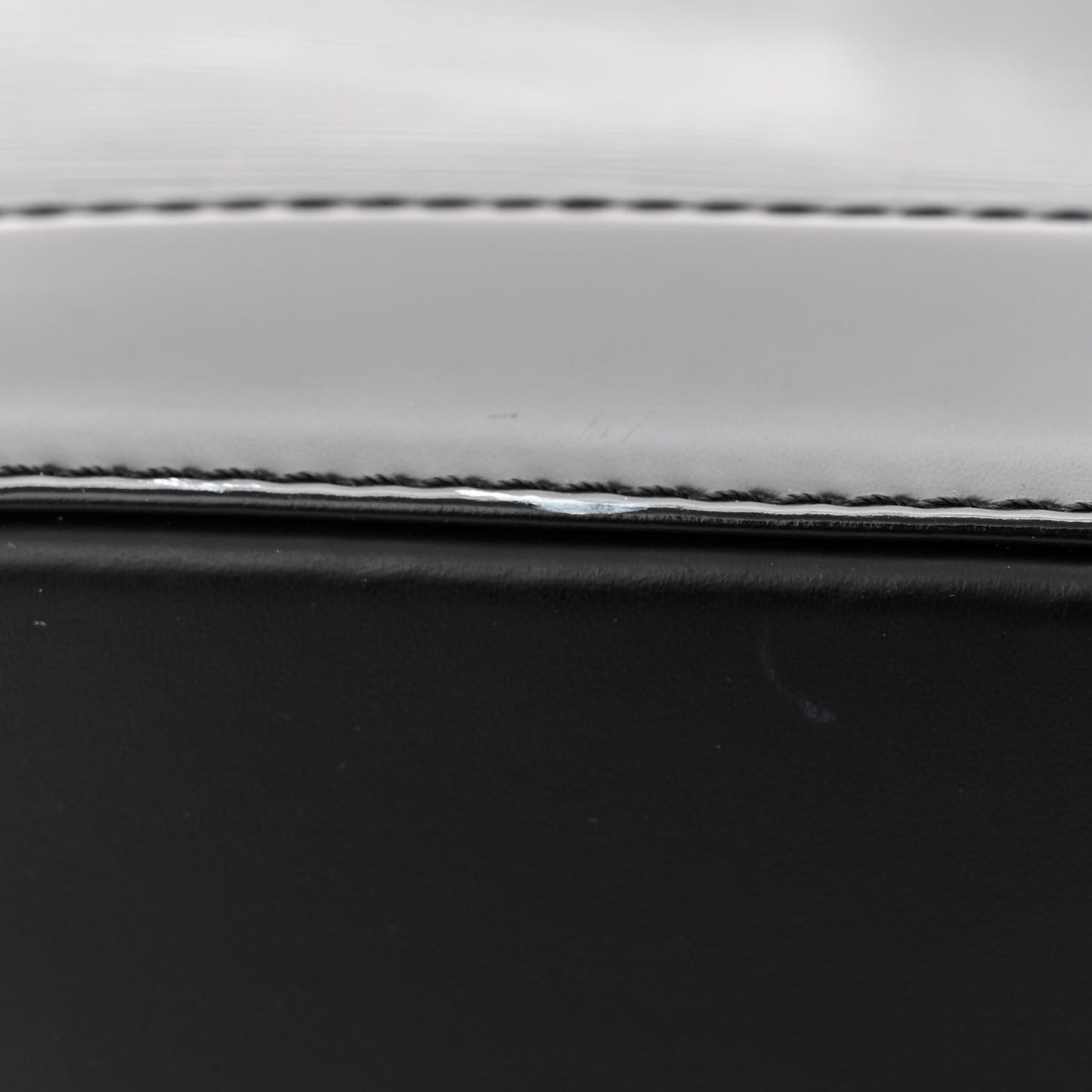 Epi Mirabeau PM Black